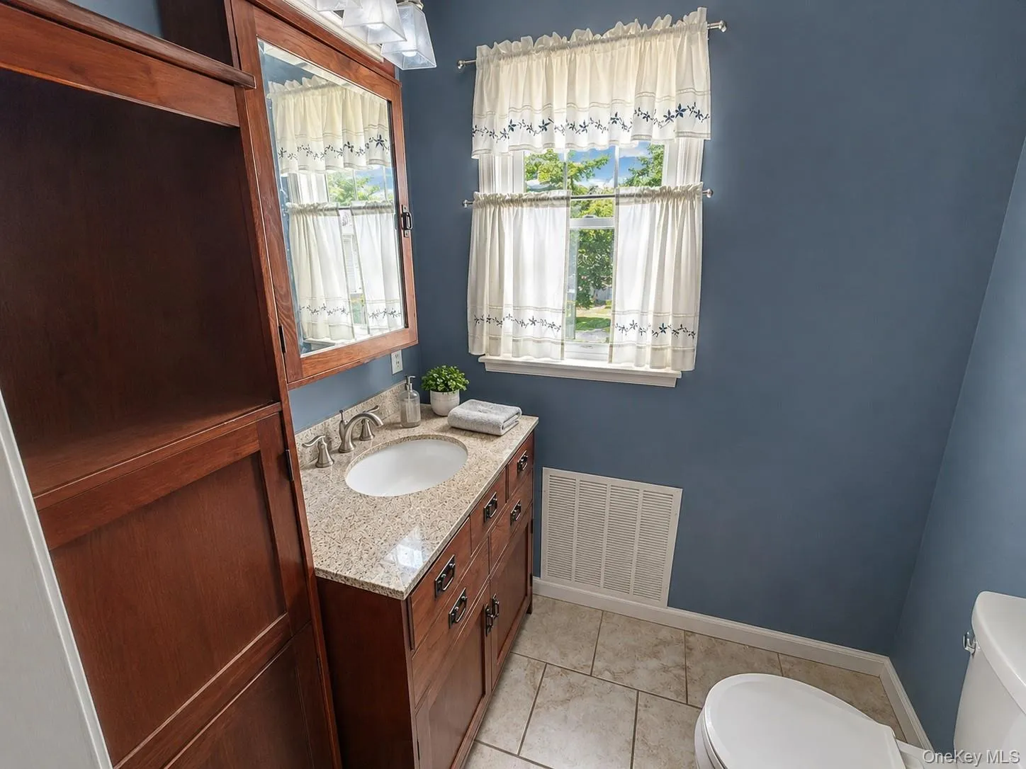 37 Hagan Drive, Poughkeepsie (town), NY, 5 Bedrooms Bedrooms, 9 Rooms Rooms,2 BathroomsBathrooms,Residential,For Rent,Hagan,0,1031909 37 Hagan Drive, Poughkeepsie (town), NY, 5 Bedrooms Bedrooms, 9 Rooms Rooms,2 BathroomsBathrooms,Residential,For Rent,Hagan,0,1031909