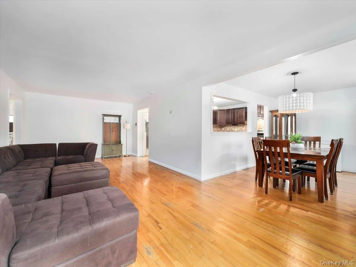10 Brevoort Drive, Haverstraw, NY, 2 Bedrooms Bedrooms, 5 Rooms Rooms,2 BathroomsBathrooms,Residential,For Rent,Brevoort,0,1031917 10 Brevoort Drive, Haverstraw, NY, 2 Bedrooms Bedrooms, 5 Rooms Rooms,2 BathroomsBathrooms,Residential,For Rent,Brevoort,0,1031917