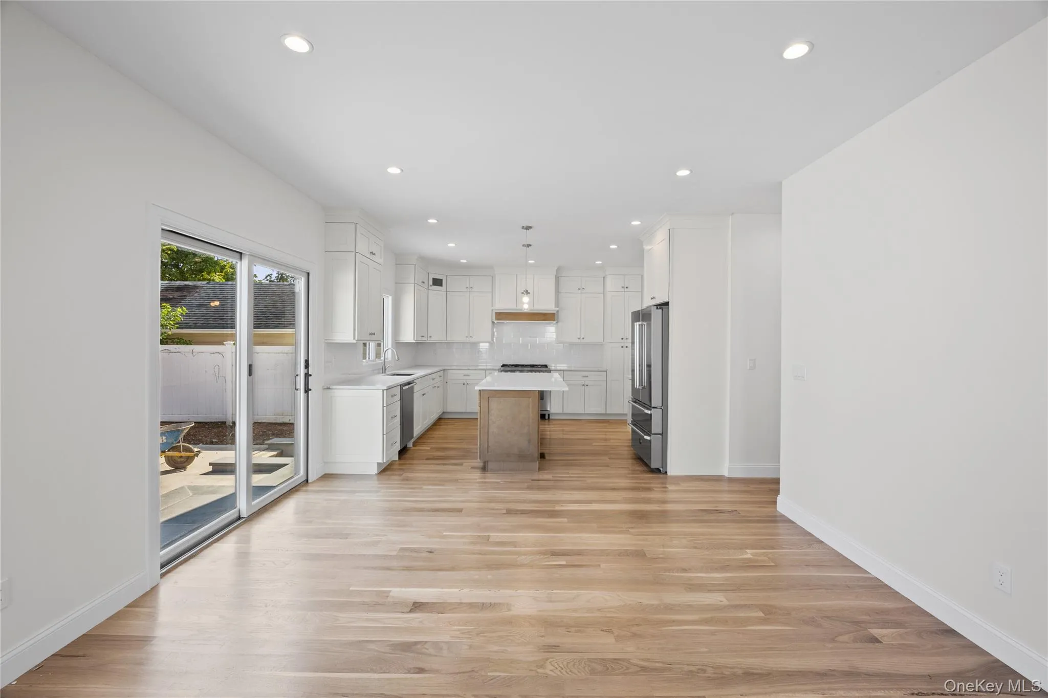 43 Westbury Avenue, North Hempstead, NY, 5 Bedrooms Bedrooms, 9 Rooms Rooms,3 BathroomsBathrooms,Residential,For Rent,Westbury,0,1031927 43 Westbury Avenue, North Hempstead, NY, 5 Bedrooms Bedrooms, 9 Rooms Rooms,3 BathroomsBathrooms,Residential,For Rent,Westbury,0,1031927