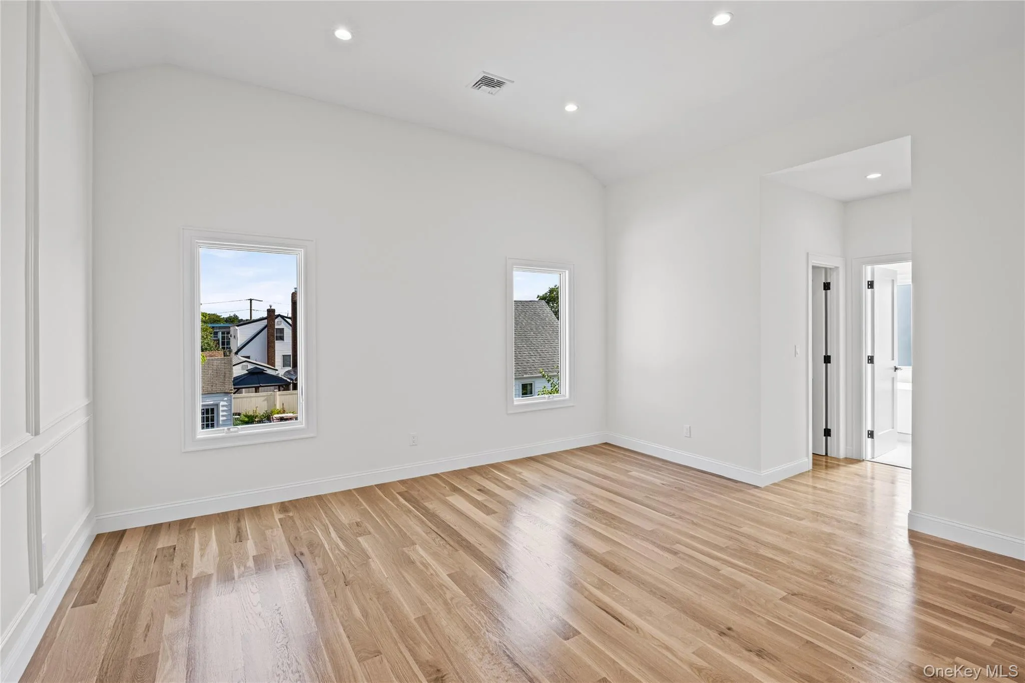 43 Westbury Avenue, North Hempstead, NY, 5 Bedrooms Bedrooms, 9 Rooms Rooms,3 BathroomsBathrooms,Residential,For Rent,Westbury,0,1031927 43 Westbury Avenue, North Hempstead, NY, 5 Bedrooms Bedrooms, 9 Rooms Rooms,3 BathroomsBathrooms,Residential,For Rent,Westbury,0,1031927