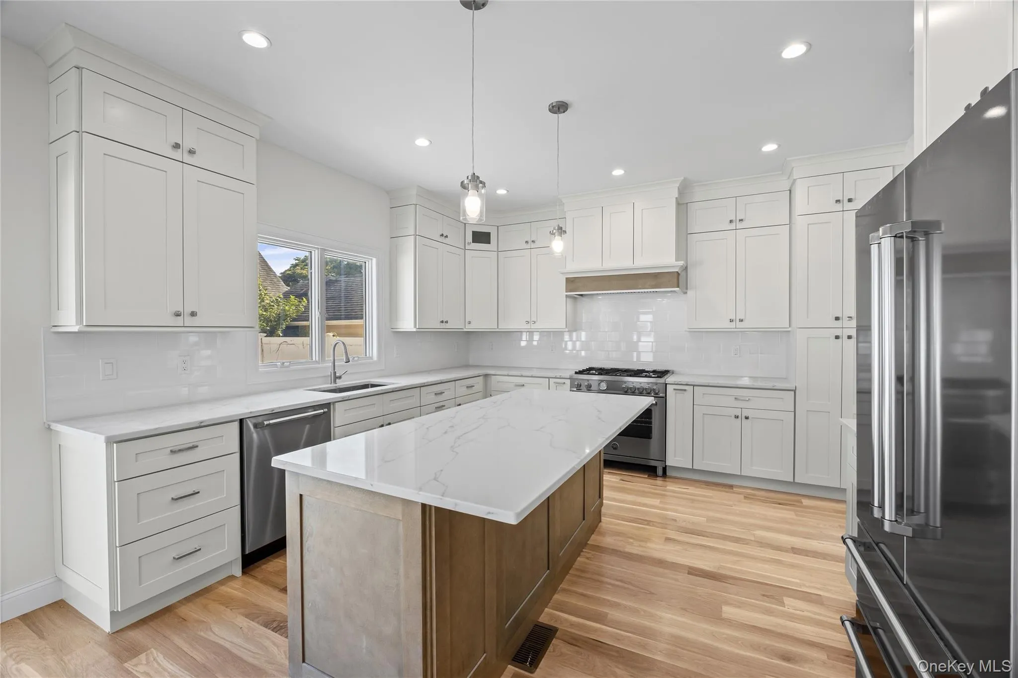 43 Westbury Avenue, North Hempstead, NY, 5 Bedrooms Bedrooms, 9 Rooms Rooms,3 BathroomsBathrooms,Residential,For Rent,Westbury,0,1031927 43 Westbury Avenue, North Hempstead, NY, 5 Bedrooms Bedrooms, 9 Rooms Rooms,3 BathroomsBathrooms,Residential,For Rent,Westbury,0,1031927