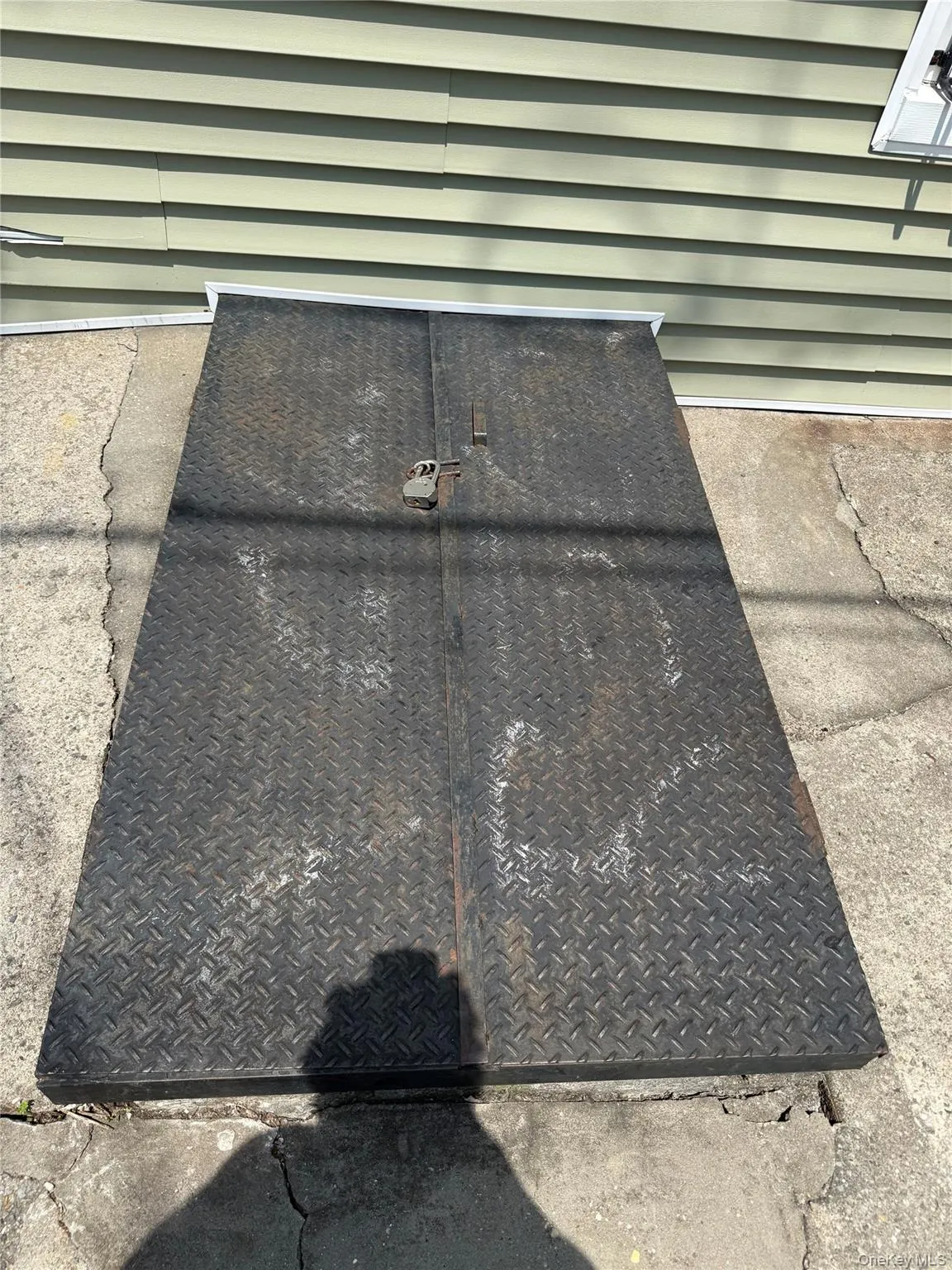 801 215th Street, New York, NY, 3 Bedrooms Bedrooms, 5 Rooms Rooms,2 BathroomsBathrooms,Residential,For Rent,215th,0,1031933 801 215th Street, New York, NY, 3 Bedrooms Bedrooms, 5 Rooms Rooms,2 BathroomsBathrooms,Residential,For Rent,215th,0,1031933