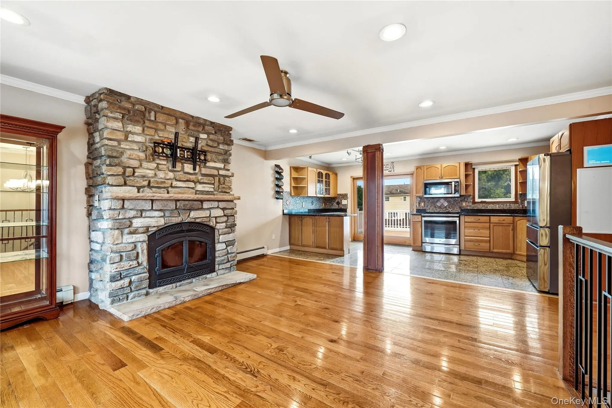 235 Eastwood Avenue, Babylon, NY, 4 Bedrooms Bedrooms, 9 Rooms Rooms,2 BathroomsBathrooms,Residential,For Rent,Eastwood,0,1031935 235 Eastwood Avenue, Babylon, NY, 4 Bedrooms Bedrooms, 9 Rooms Rooms,2 BathroomsBathrooms,Residential,For Rent,Eastwood,0,1031935