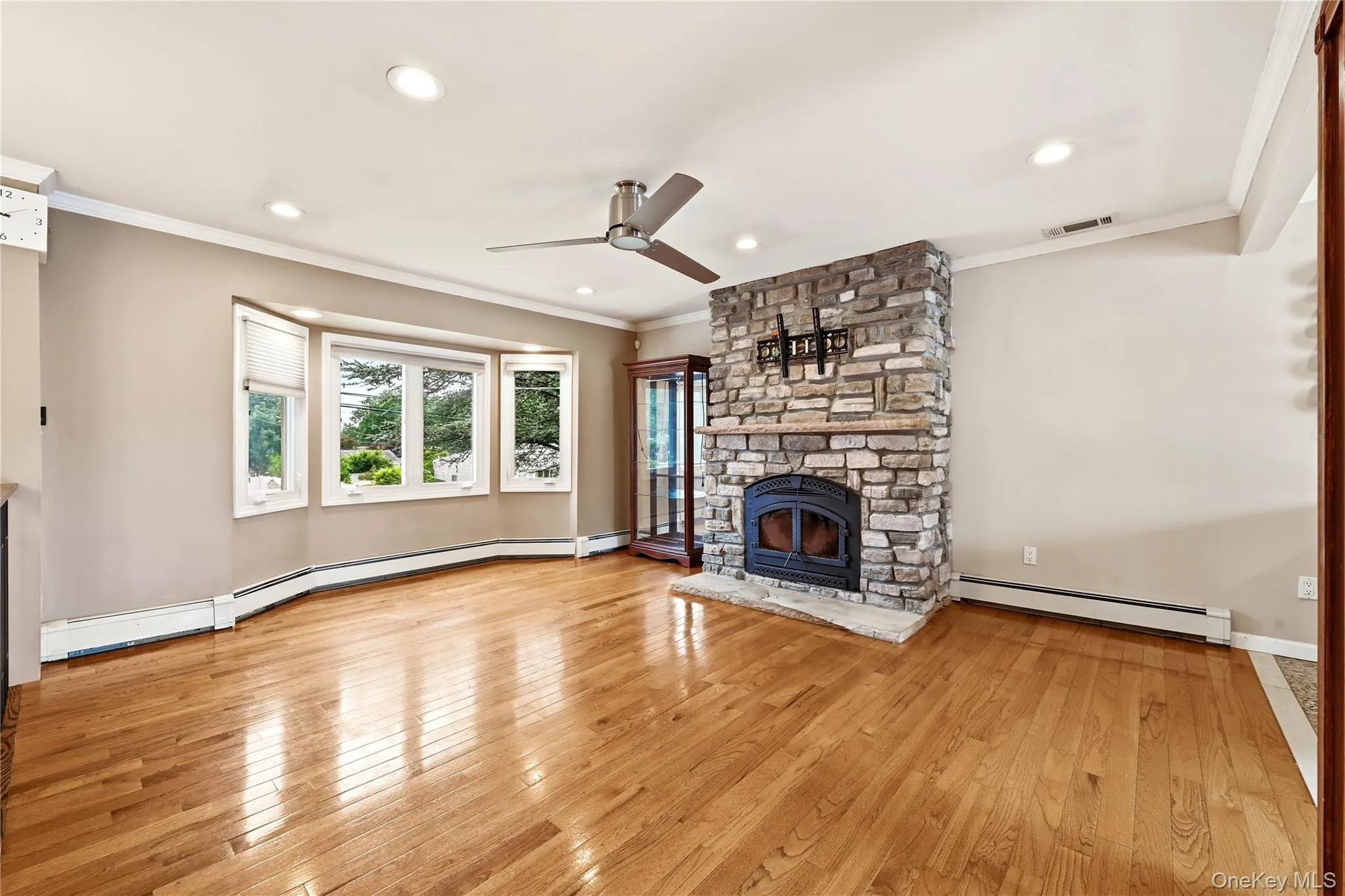235 Eastwood Avenue, Babylon, NY, 4 Bedrooms Bedrooms, 9 Rooms Rooms,2 BathroomsBathrooms,Residential,For Rent,Eastwood,0,1031935 235 Eastwood Avenue, Babylon, NY, 4 Bedrooms Bedrooms, 9 Rooms Rooms,2 BathroomsBathrooms,Residential,For Rent,Eastwood,0,1031935