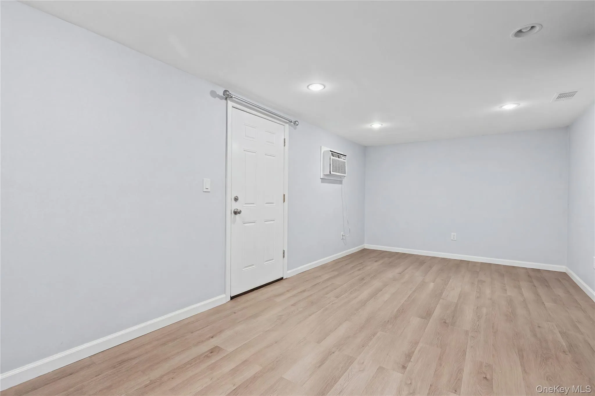 33 Nevins Road, Carmel, NY, 2 Bedrooms Bedrooms, 6 Rooms Rooms,2 BathroomsBathrooms,Residential,For Rent,Nevins,0,1031937 33 Nevins Road, Carmel, NY, 2 Bedrooms Bedrooms, 6 Rooms Rooms,2 BathroomsBathrooms,Residential,For Rent,Nevins,0,1031937