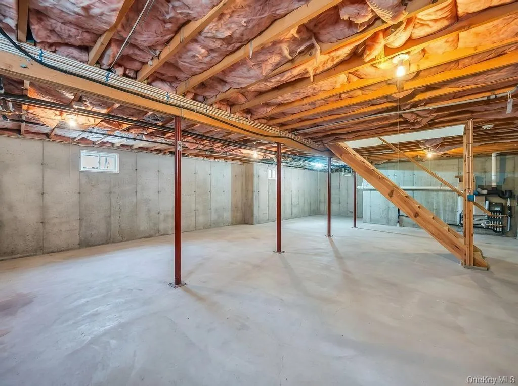32 Prince Road, Brookhaven, NY, 5 Bedrooms Bedrooms, 11 Rooms Rooms,3 BathroomsBathrooms,Residential,For Rent,Prince,0,1031938 32 Prince Road, Brookhaven, NY, 5 Bedrooms Bedrooms, 11 Rooms Rooms,3 BathroomsBathrooms,Residential,For Rent,Prince,0,1031938