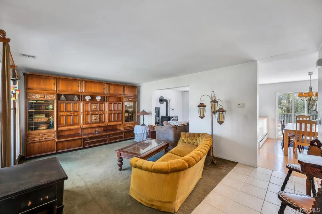 32 Prince Road, Brookhaven, NY, 5 Bedrooms Bedrooms, 11 Rooms Rooms,3 BathroomsBathrooms,Residential,For Rent,Prince,0,1031938 32 Prince Road, Brookhaven, NY, 5 Bedrooms Bedrooms, 11 Rooms Rooms,3 BathroomsBathrooms,Residential,For Rent,Prince,0,1031938