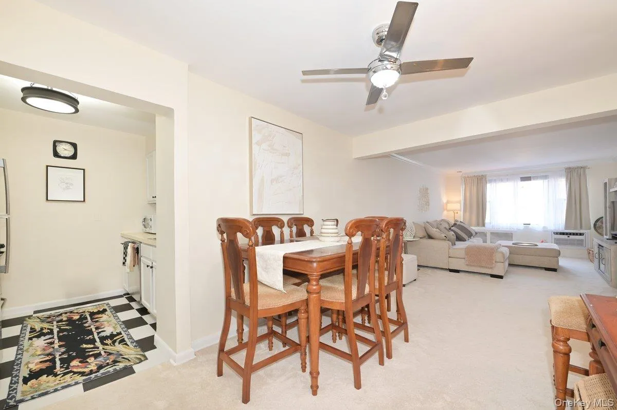 4 Birchwood Court, Hempstead, NY, 1 Bedroom Bedrooms, 4 Rooms Rooms,1 BathroomBathrooms,Residential,For Rent,Birchwood,0,1031944 4 Birchwood Court, Hempstead, NY, 1 Bedroom Bedrooms, 4 Rooms Rooms,1 BathroomBathrooms,Residential,For Rent,Birchwood,0,1031944