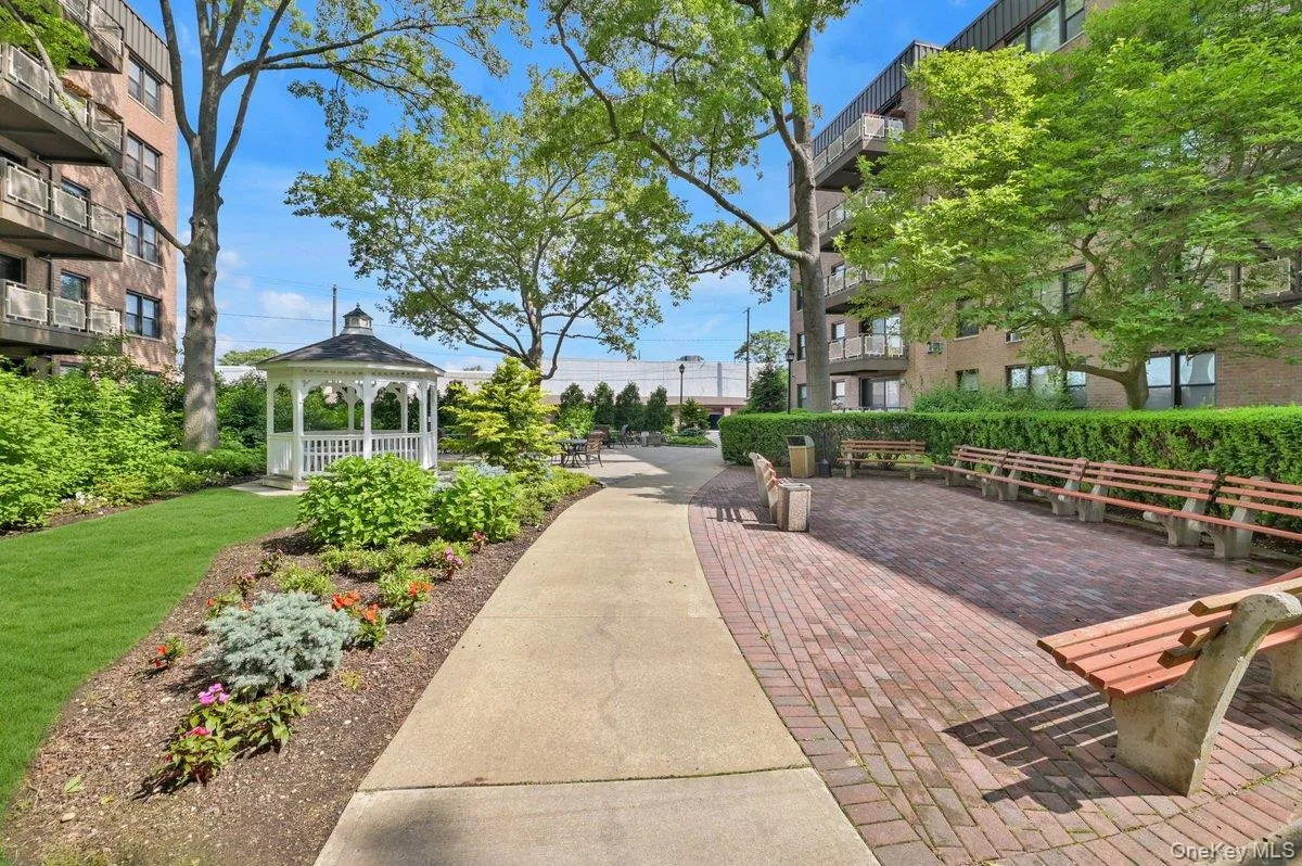 4 Birchwood Court, Hempstead, NY, 1 Bedroom Bedrooms, 4 Rooms Rooms,1 BathroomBathrooms,Residential,For Rent,Birchwood,0,1031944 4 Birchwood Court, Hempstead, NY, 1 Bedroom Bedrooms, 4 Rooms Rooms,1 BathroomBathrooms,Residential,For Rent,Birchwood,0,1031944