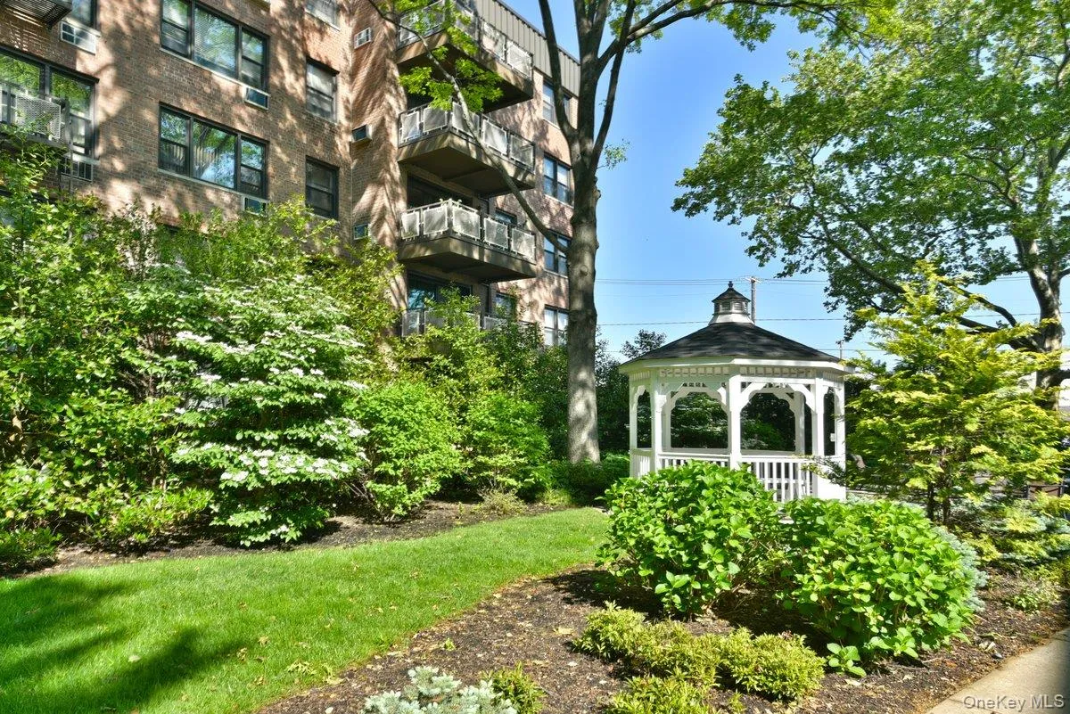 4 Birchwood Court, Hempstead, NY, 1 Bedroom Bedrooms, 4 Rooms Rooms,1 BathroomBathrooms,Residential,For Rent,Birchwood,0,1031944 4 Birchwood Court, Hempstead, NY, 1 Bedroom Bedrooms, 4 Rooms Rooms,1 BathroomBathrooms,Residential,For Rent,Birchwood,0,1031944