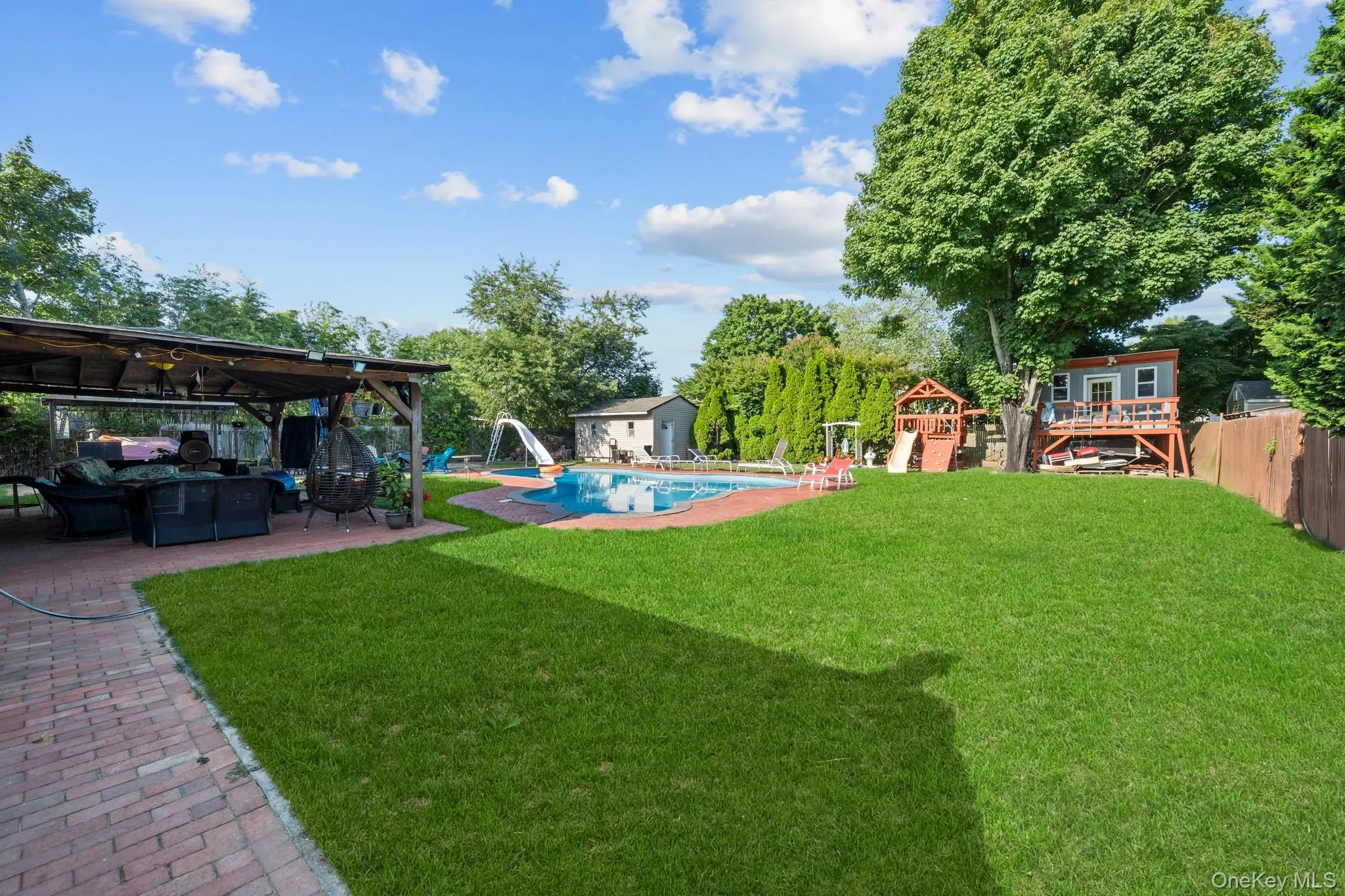 7 Sprat Street, Brookhaven, NY, 3 Bedrooms Bedrooms, 10 Rooms Rooms,1 BathroomBathrooms,Residential,For Rent,Sprat,0,1031946 7 Sprat Street, Brookhaven, NY, 3 Bedrooms Bedrooms, 10 Rooms Rooms,1 BathroomBathrooms,Residential,For Rent,Sprat,0,1031946