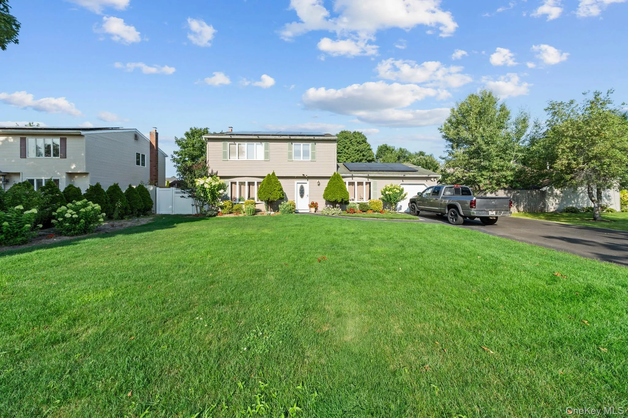 7 Sprat Street, Brookhaven, NY, 3 Bedrooms Bedrooms, 10 Rooms Rooms,1 BathroomBathrooms,Residential,For Rent,Sprat,0,1031946 7 Sprat Street, Brookhaven, NY, 3 Bedrooms Bedrooms, 10 Rooms Rooms,1 BathroomBathrooms,Residential,For Rent,Sprat,0,1031946