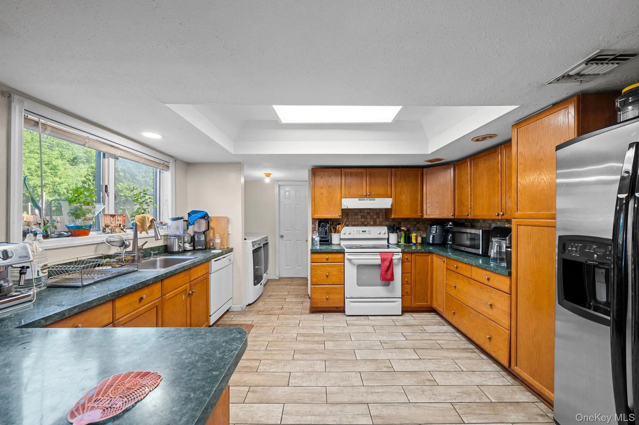7 Sprat Street, Brookhaven, NY, 3 Bedrooms Bedrooms, 10 Rooms Rooms,1 BathroomBathrooms,Residential,For Rent,Sprat,0,1031946 7 Sprat Street, Brookhaven, NY, 3 Bedrooms Bedrooms, 10 Rooms Rooms,1 BathroomBathrooms,Residential,For Rent,Sprat,0,1031946