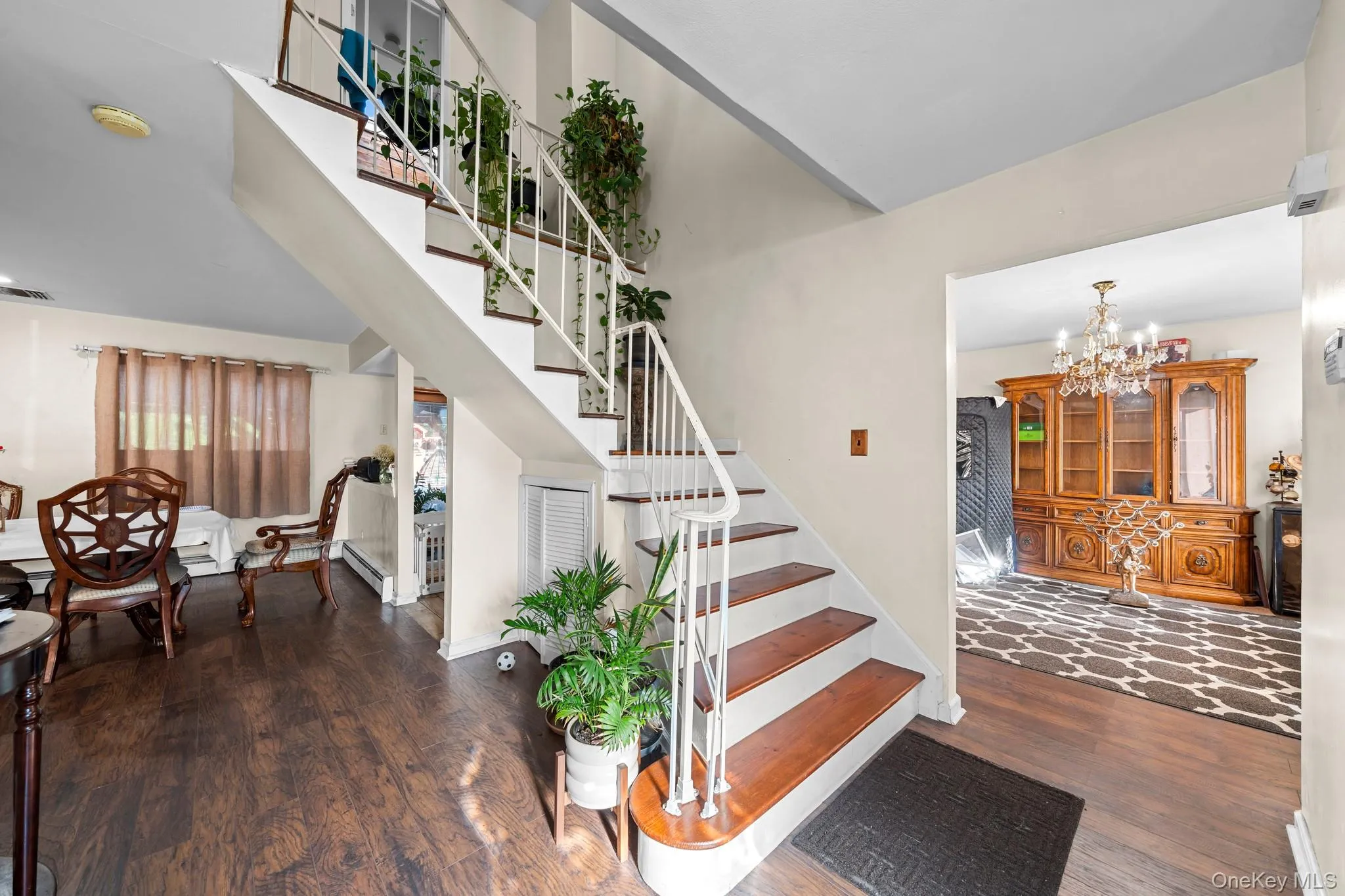 7 Sprat Street, Brookhaven, NY, 3 Bedrooms Bedrooms, 10 Rooms Rooms,1 BathroomBathrooms,Residential,For Rent,Sprat,0,1031946 7 Sprat Street, Brookhaven, NY, 3 Bedrooms Bedrooms, 10 Rooms Rooms,1 BathroomBathrooms,Residential,For Rent,Sprat,0,1031946