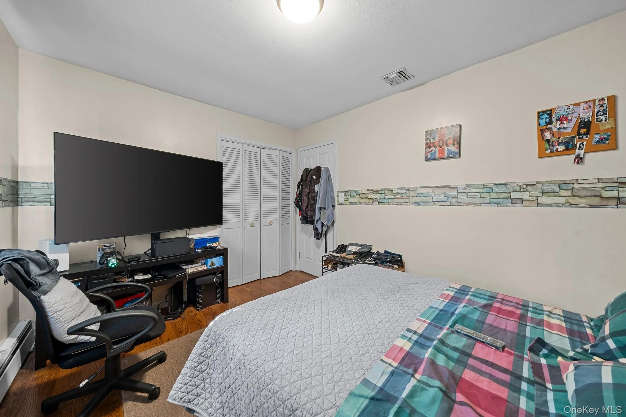 7 Sprat Street, Brookhaven, NY, 3 Bedrooms Bedrooms, 10 Rooms Rooms,1 BathroomBathrooms,Residential,For Rent,Sprat,0,1031946 7 Sprat Street, Brookhaven, NY, 3 Bedrooms Bedrooms, 10 Rooms Rooms,1 BathroomBathrooms,Residential,For Rent,Sprat,0,1031946