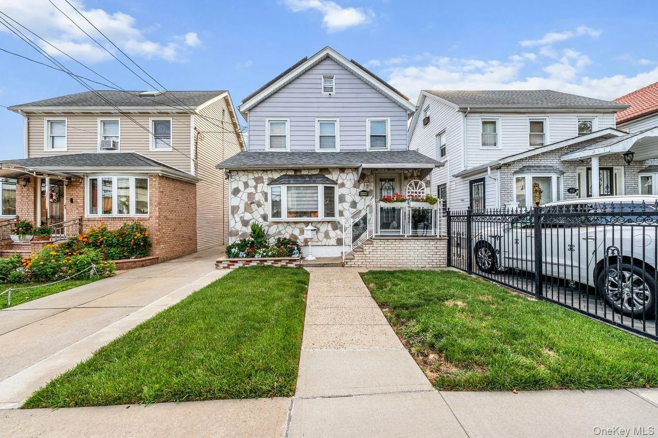 9446 214th Place, New York, NY, 4 Bedrooms Bedrooms, 9 Rooms Rooms,1 BathroomBathrooms,Residential,For Rent,214th,0,1031948 9446 214th Place, New York, NY, 4 Bedrooms Bedrooms, 9 Rooms Rooms,1 BathroomBathrooms,Residential,For Rent,214th,0,1031948