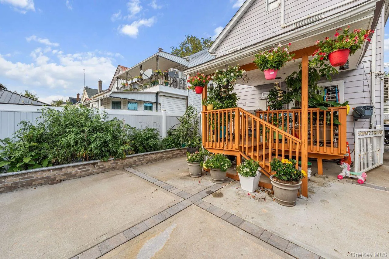 9446 214th Place, New York, NY, 4 Bedrooms Bedrooms, 9 Rooms Rooms,1 BathroomBathrooms,Residential,For Rent,214th,0,1031948 9446 214th Place, New York, NY, 4 Bedrooms Bedrooms, 9 Rooms Rooms,1 BathroomBathrooms,Residential,For Rent,214th,0,1031948