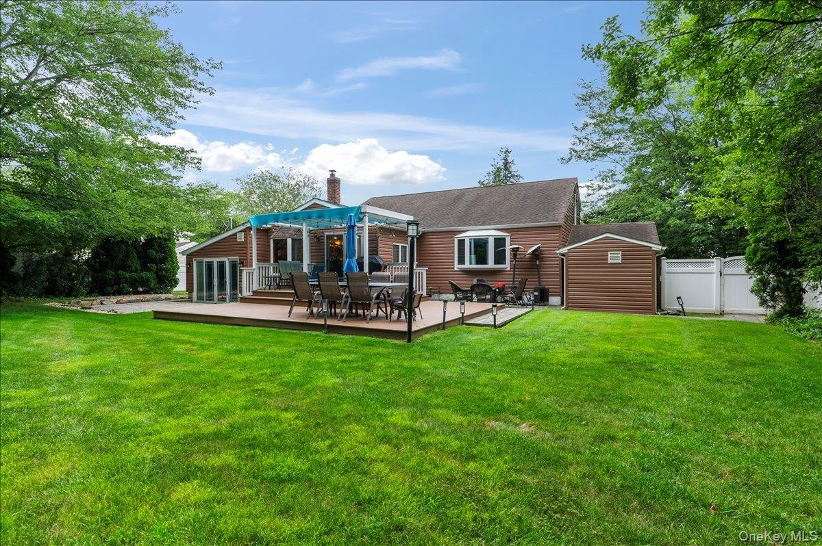 Gorgeous Oversized Backyard Gorgeous Oversized Backyard