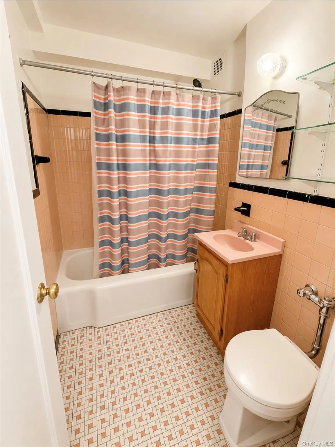 420 West 206th Street, New York, NY, 2 Bedrooms Bedrooms, 5 Rooms Rooms,2 BathroomsBathrooms,Residential,For Rent,West 206th,0,1031959 420 West 206th Street, New York, NY, 2 Bedrooms Bedrooms, 5 Rooms Rooms,2 BathroomsBathrooms,Residential,For Rent,West 206th,0,1031959