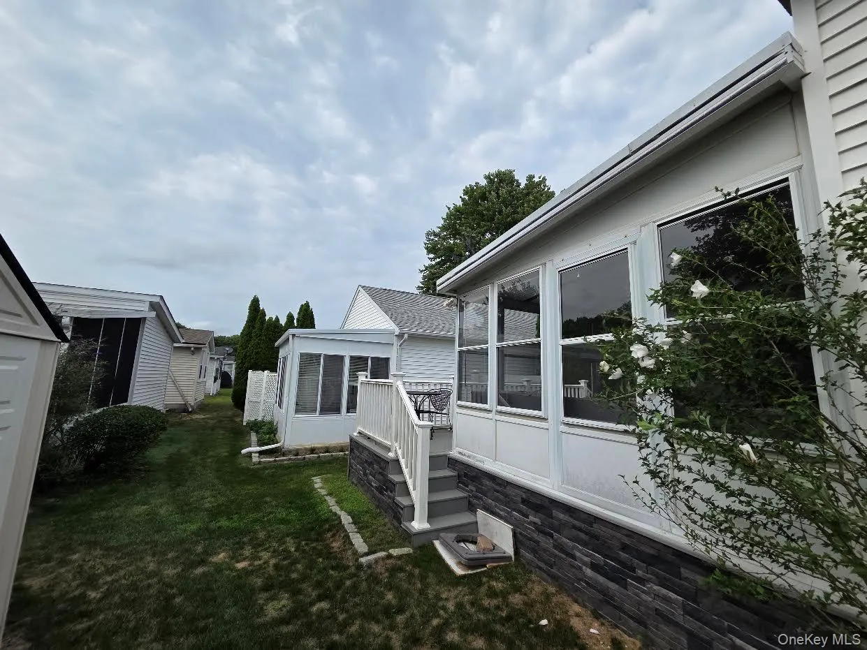 69 Dogwood Lane, Brookhaven, NY, 2 Bedrooms Bedrooms, 6 Rooms Rooms,2 BathroomsBathrooms,Residential,For Rent,Dogwood,0,1031960 69 Dogwood Lane, Brookhaven, NY, 2 Bedrooms Bedrooms, 6 Rooms Rooms,2 BathroomsBathrooms,Residential,For Rent,Dogwood,0,1031960