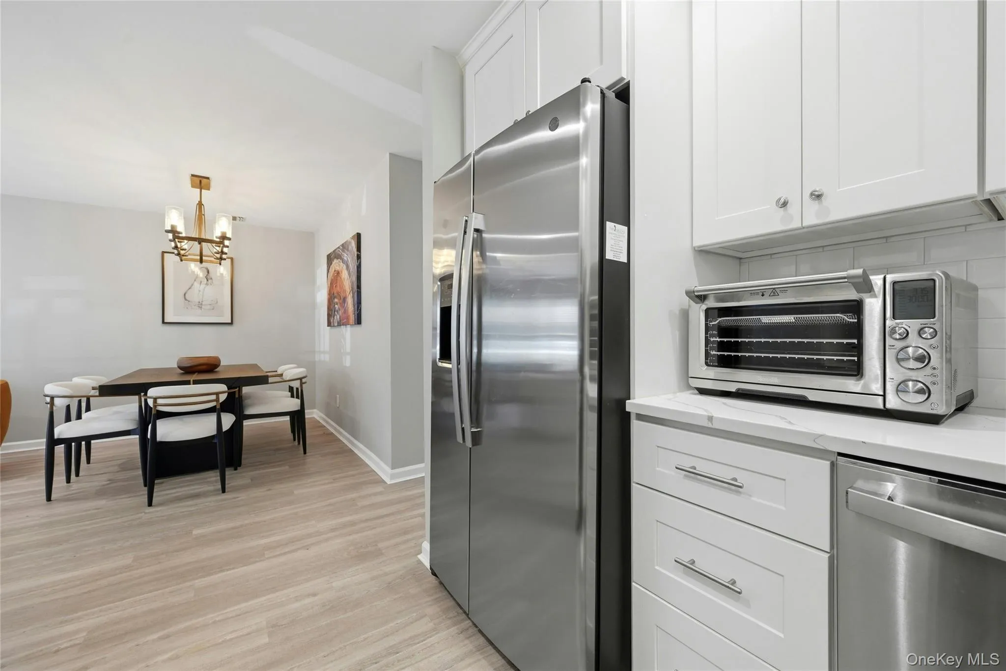 Quartz and Stainless Kitchen Quartz and Stainless Kitchen