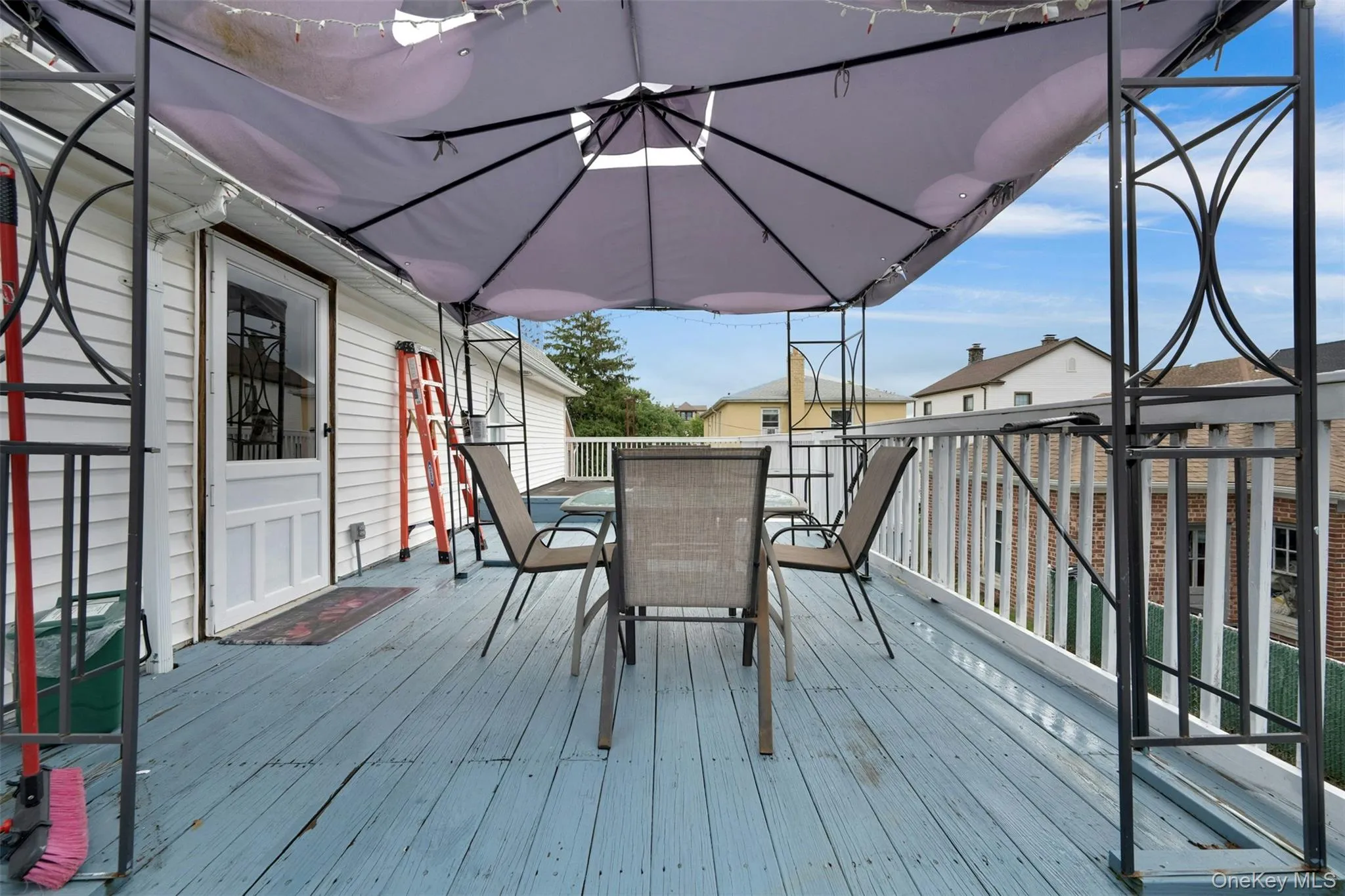Deck Deck