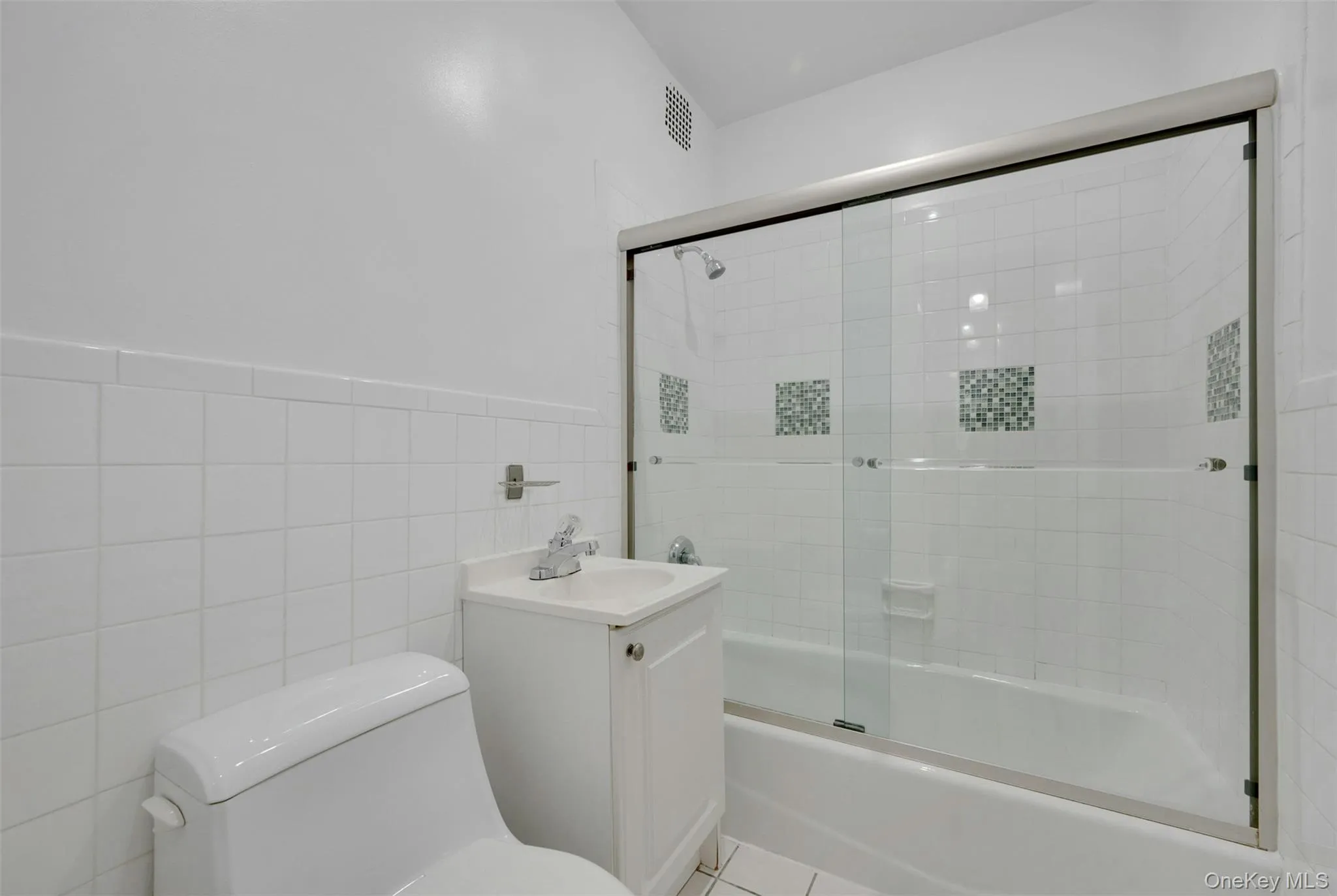 Hall Bath Hall Bath