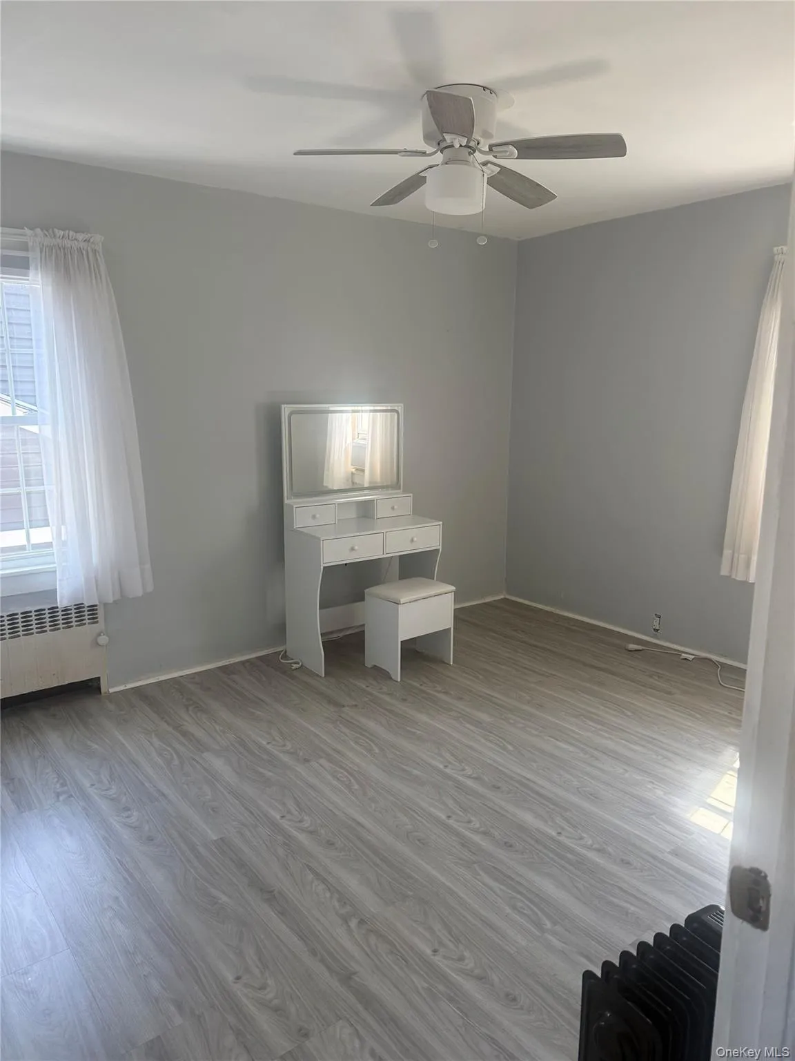 8474 Homelawn Street, New York, NY, 6 Bedrooms Bedrooms, 13 Rooms Rooms,2 BathroomsBathrooms,Residential,For Rent,Homelawn,0,1031978 8474 Homelawn Street, New York, NY, 6 Bedrooms Bedrooms, 13 Rooms Rooms,2 BathroomsBathrooms,Residential,For Rent,Homelawn,0,1031978