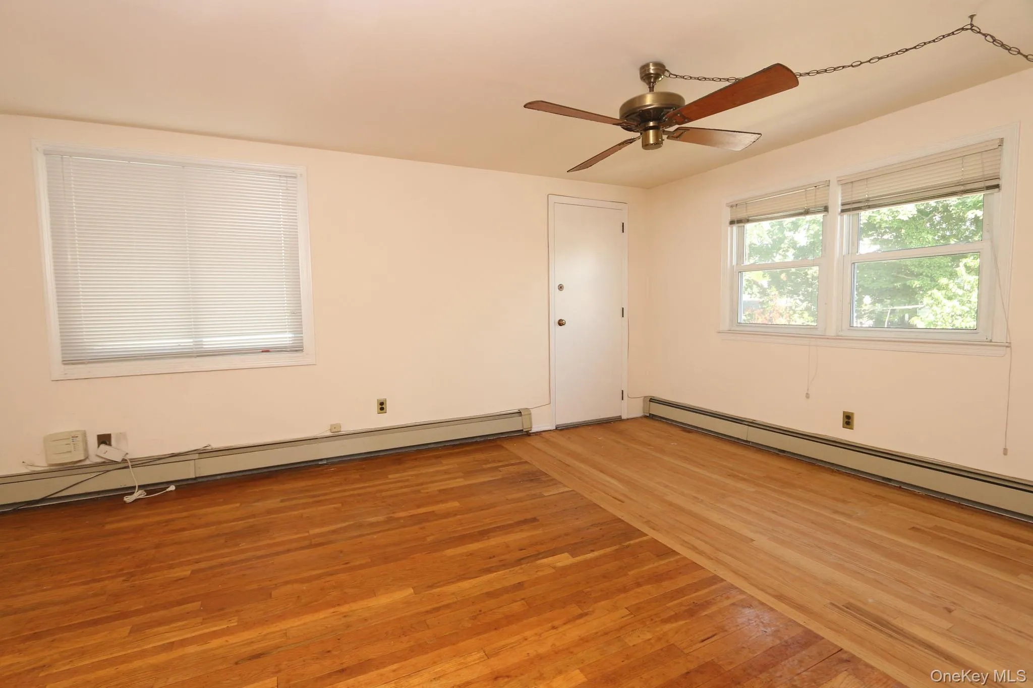 43 Ivanhoe Place, Hempstead, NY, 3 Bedrooms Bedrooms, 6 Rooms Rooms,2 BathroomsBathrooms,Residential,For Rent,Ivanhoe,0,1031979 43 Ivanhoe Place, Hempstead, NY, 3 Bedrooms Bedrooms, 6 Rooms Rooms,2 BathroomsBathrooms,Residential,For Rent,Ivanhoe,0,1031979
