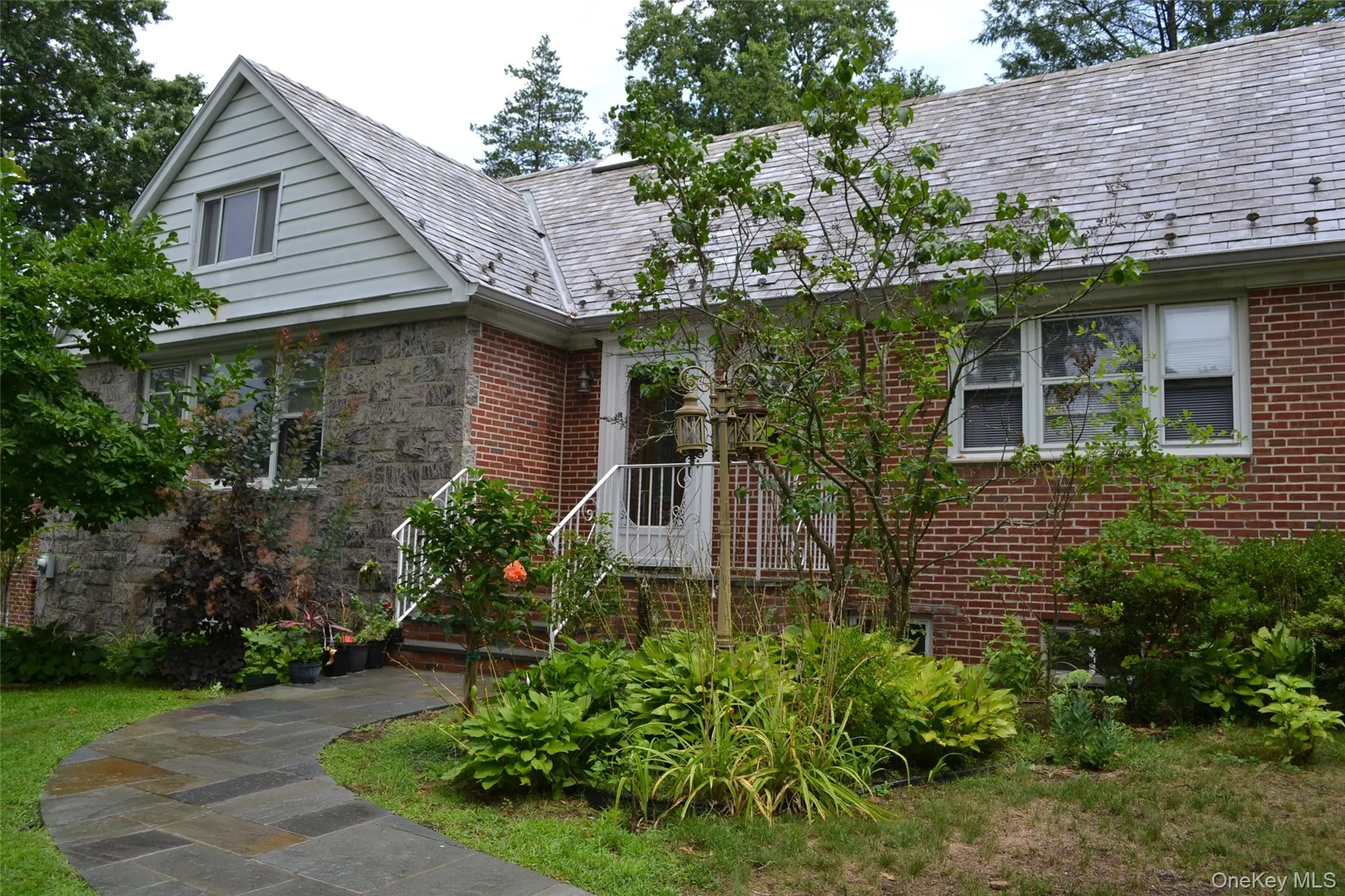 622 James Street, Pelham, NY, 5 Bedrooms Bedrooms, 10 Rooms Rooms,3 BathroomsBathrooms,Residential Lease,For Rent,James,0,1031985 622 James Street, Pelham, NY, 5 Bedrooms Bedrooms, 10 Rooms Rooms,3 BathroomsBathrooms,Residential Lease,For Rent,James,0,1031985