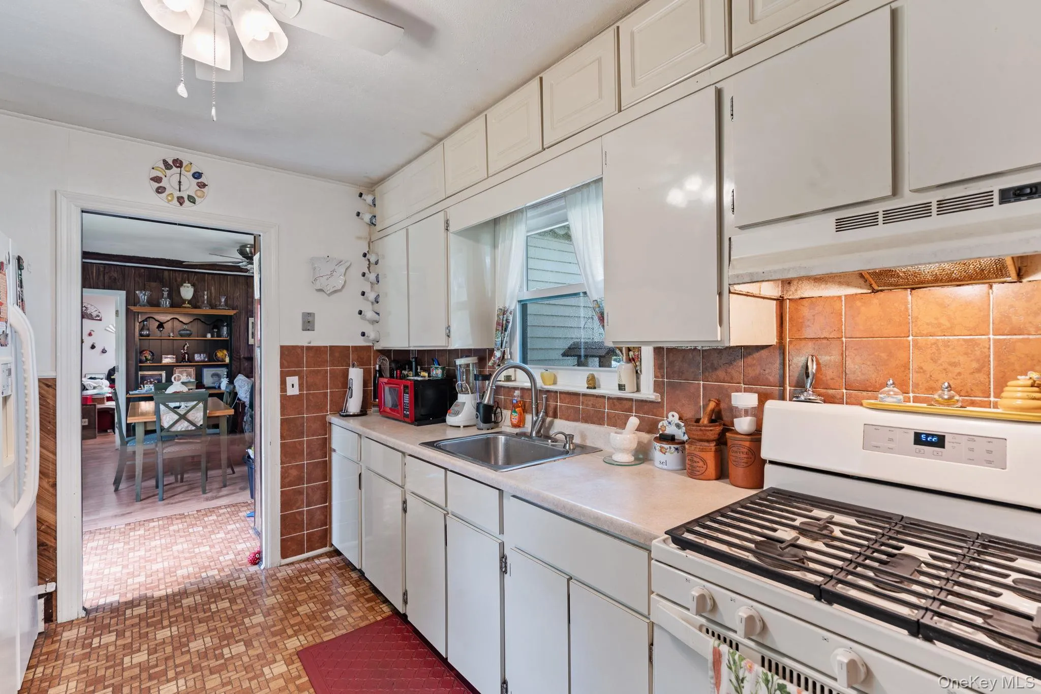 125 1st Street, Islip, NY, 3 Bedrooms Bedrooms, 6 Rooms Rooms,1 BathroomBathrooms,Residential,For Rent,1st,0,1031986 125 1st Street, Islip, NY, 3 Bedrooms Bedrooms, 6 Rooms Rooms,1 BathroomBathrooms,Residential,For Rent,1st,0,1031986