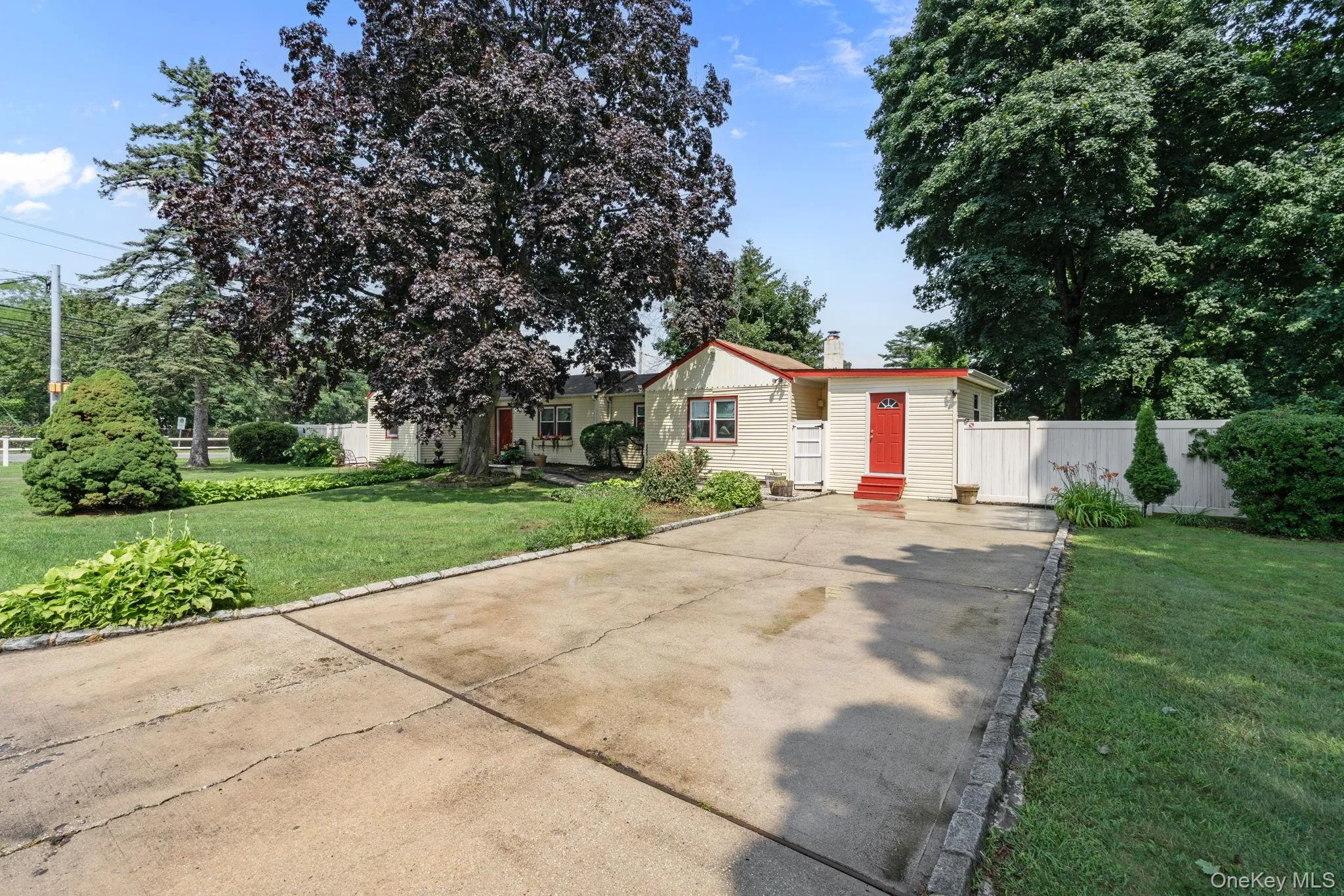 125 1st Street, Islip, NY, 3 Bedrooms Bedrooms, 6 Rooms Rooms,1 BathroomBathrooms,Residential,For Rent,1st,0,1031986 125 1st Street, Islip, NY, 3 Bedrooms Bedrooms, 6 Rooms Rooms,1 BathroomBathrooms,Residential,For Rent,1st,0,1031986