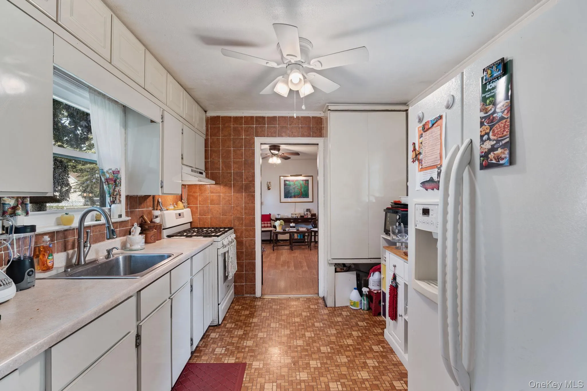 125 1st Street, Islip, NY, 3 Bedrooms Bedrooms, 6 Rooms Rooms,1 BathroomBathrooms,Residential,For Rent,1st,0,1031986 125 1st Street, Islip, NY, 3 Bedrooms Bedrooms, 6 Rooms Rooms,1 BathroomBathrooms,Residential,For Rent,1st,0,1031986
