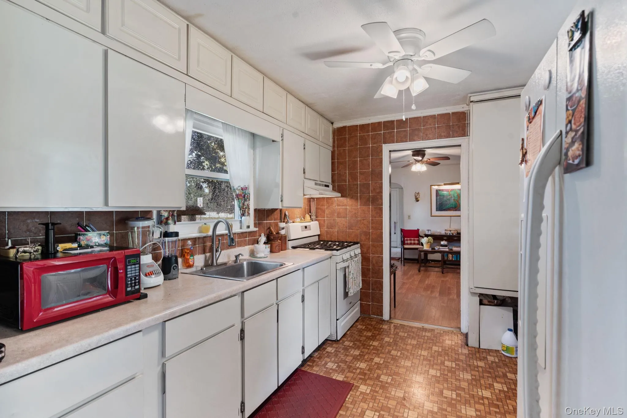 125 1st Street, Islip, NY, 3 Bedrooms Bedrooms, 6 Rooms Rooms,1 BathroomBathrooms,Residential,For Rent,1st,0,1031986 125 1st Street, Islip, NY, 3 Bedrooms Bedrooms, 6 Rooms Rooms,1 BathroomBathrooms,Residential,For Rent,1st,0,1031986