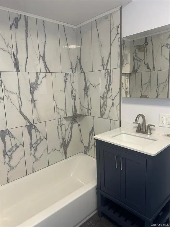 81 Carroll Street, Poughkeepsie, NY, 2 Bedrooms Bedrooms, 4 Rooms Rooms,1 BathroomBathrooms,Residential Lease,For Rent,Carroll,0,1031990 81 Carroll Street, Poughkeepsie, NY, 2 Bedrooms Bedrooms, 4 Rooms Rooms,1 BathroomBathrooms,Residential Lease,For Rent,Carroll,0,1031990