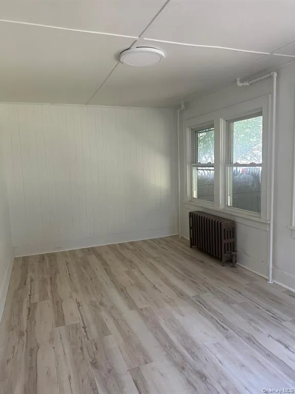 81 Carroll Street, Poughkeepsie, NY, 2 Bedrooms Bedrooms, 4 Rooms Rooms,1 BathroomBathrooms,Residential Lease,For Rent,Carroll,0,1031990 81 Carroll Street, Poughkeepsie, NY, 2 Bedrooms Bedrooms, 4 Rooms Rooms,1 BathroomBathrooms,Residential Lease,For Rent,Carroll,0,1031990
