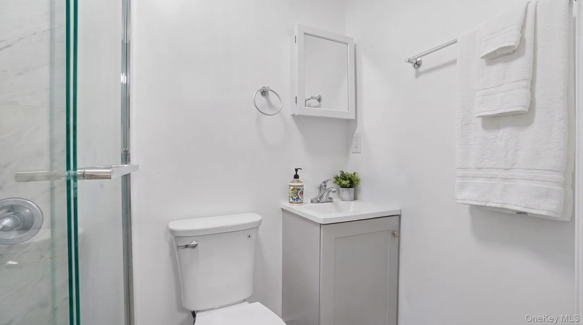 91 Mohawk Avenue, Babylon, NY, 4 Bedrooms Bedrooms, 9 Rooms Rooms,3 BathroomsBathrooms,Residential,For Rent,Mohawk,0,1031993 91 Mohawk Avenue, Babylon, NY, 4 Bedrooms Bedrooms, 9 Rooms Rooms,3 BathroomsBathrooms,Residential,For Rent,Mohawk,0,1031993