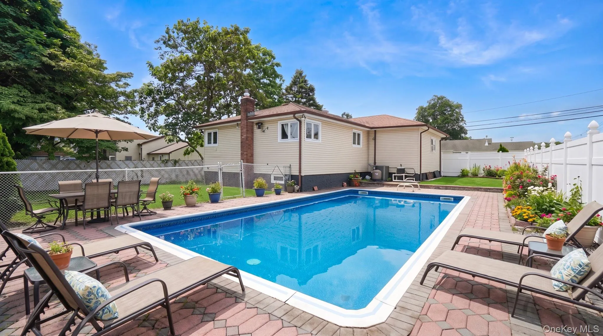 91 Mohawk Avenue, Babylon, NY, 4 Bedrooms Bedrooms, 9 Rooms Rooms,3 BathroomsBathrooms,Residential,For Rent,Mohawk,0,1031993 91 Mohawk Avenue, Babylon, NY, 4 Bedrooms Bedrooms, 9 Rooms Rooms,3 BathroomsBathrooms,Residential,For Rent,Mohawk,0,1031993