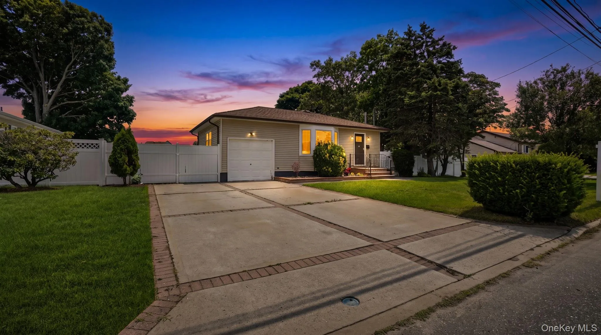 91 Mohawk Avenue, Babylon, NY, 4 Bedrooms Bedrooms, 9 Rooms Rooms,3 BathroomsBathrooms,Residential,For Rent,Mohawk,0,1031993 91 Mohawk Avenue, Babylon, NY, 4 Bedrooms Bedrooms, 9 Rooms Rooms,3 BathroomsBathrooms,Residential,For Rent,Mohawk,0,1031993