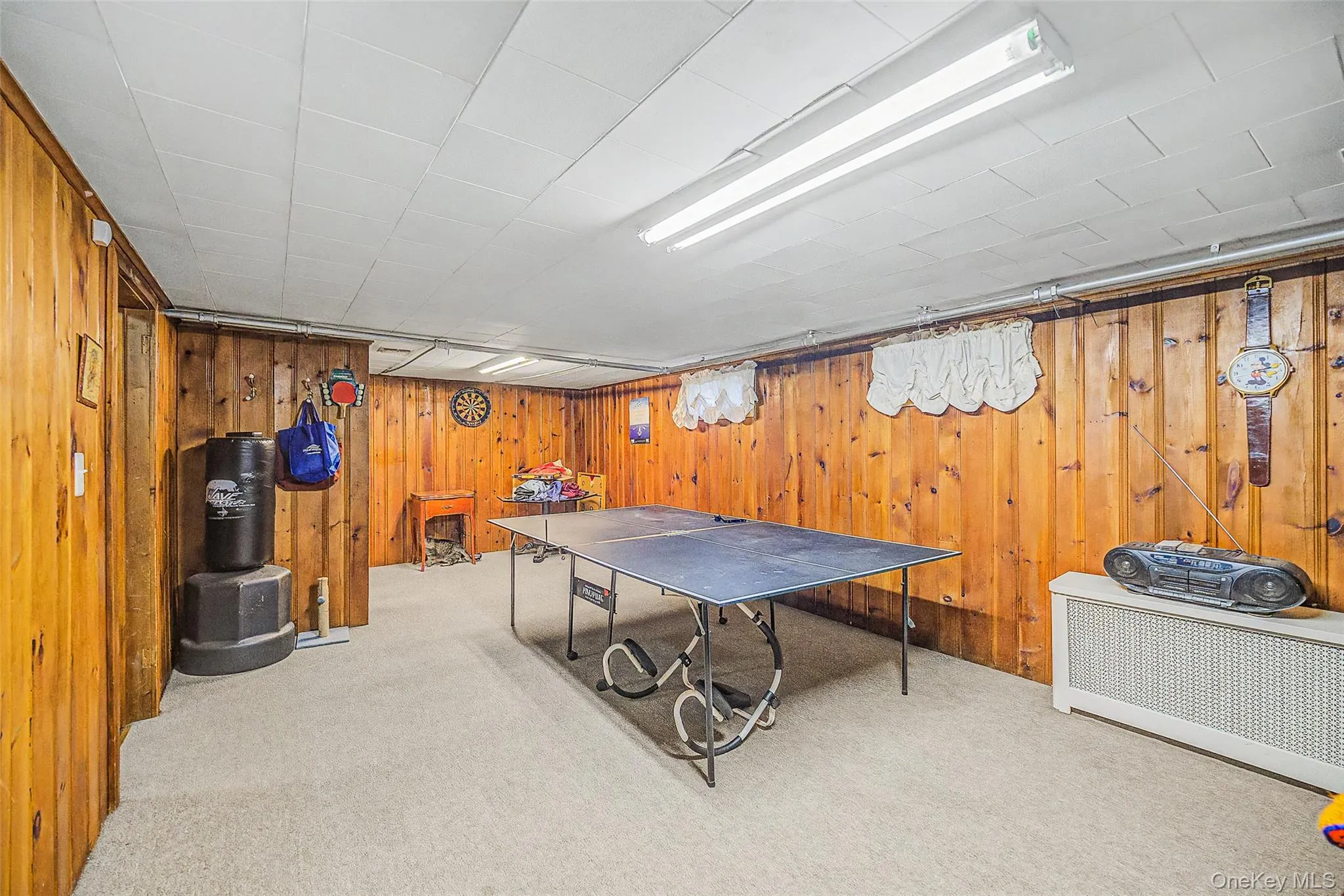 28 Greenvale Lane, Oyster Bay, NY, 4 Bedrooms Bedrooms, 9 Rooms Rooms,3 BathroomsBathrooms,Residential,For Rent,Greenvale,0,1031995 28 Greenvale Lane, Oyster Bay, NY, 4 Bedrooms Bedrooms, 9 Rooms Rooms,3 BathroomsBathrooms,Residential,For Rent,Greenvale,0,1031995