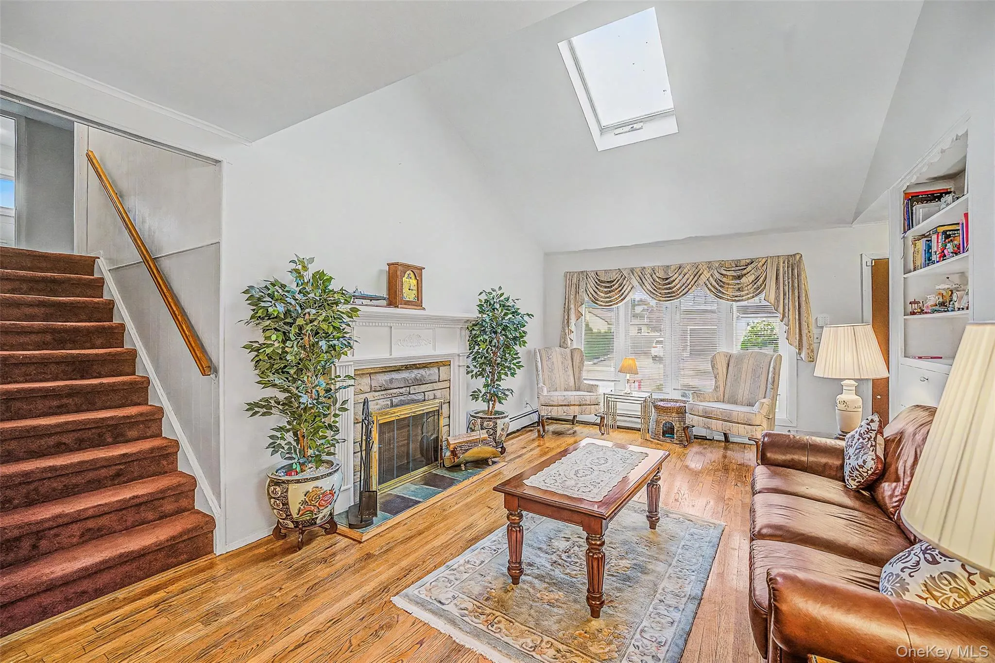 28 Greenvale Lane, Oyster Bay, NY, 4 Bedrooms Bedrooms, 9 Rooms Rooms,3 BathroomsBathrooms,Residential,For Rent,Greenvale,0,1031995 28 Greenvale Lane, Oyster Bay, NY, 4 Bedrooms Bedrooms, 9 Rooms Rooms,3 BathroomsBathrooms,Residential,For Rent,Greenvale,0,1031995