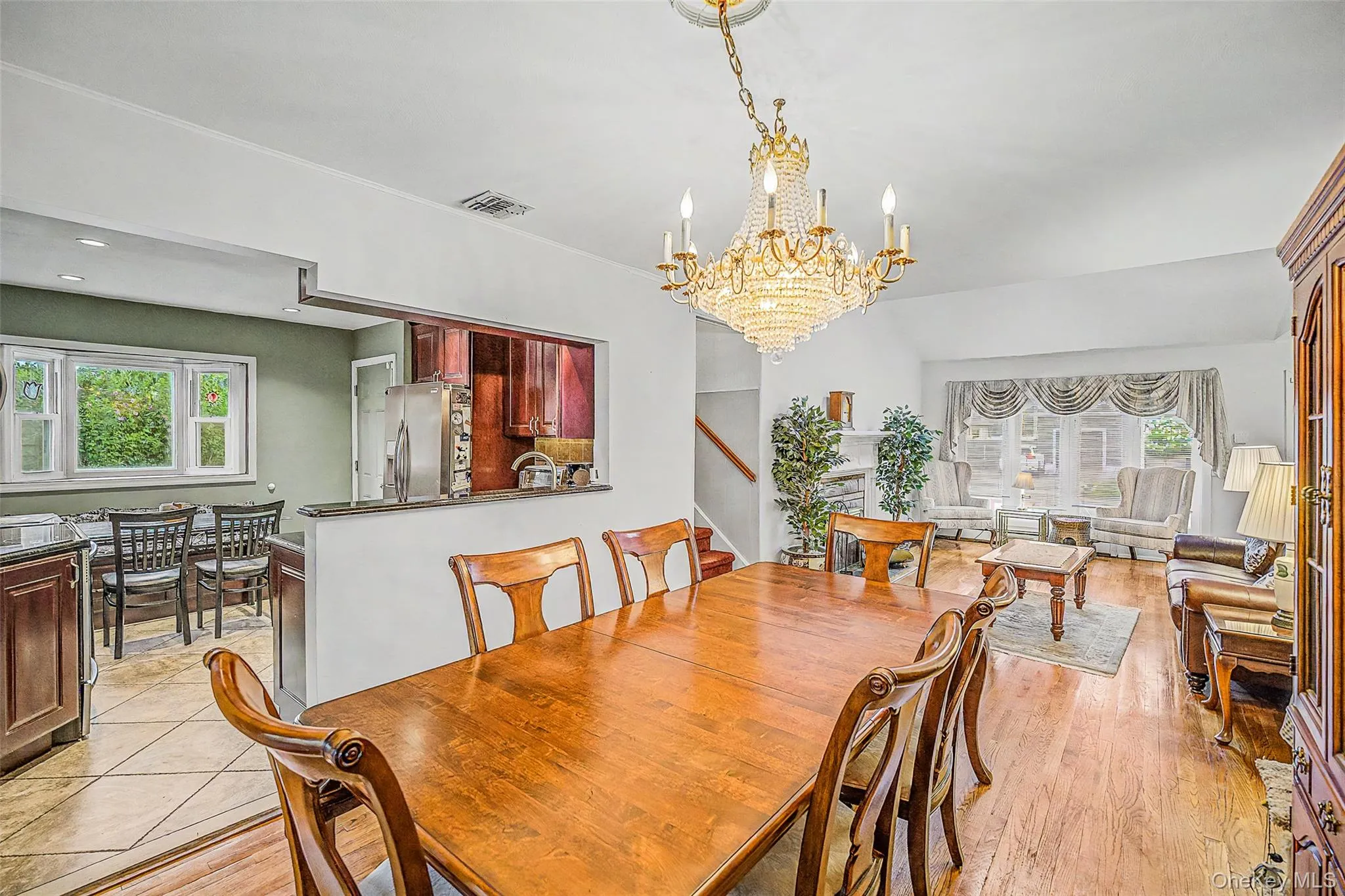 28 Greenvale Lane, Oyster Bay, NY, 4 Bedrooms Bedrooms, 9 Rooms Rooms,3 BathroomsBathrooms,Residential,For Rent,Greenvale,0,1031995 28 Greenvale Lane, Oyster Bay, NY, 4 Bedrooms Bedrooms, 9 Rooms Rooms,3 BathroomsBathrooms,Residential,For Rent,Greenvale,0,1031995