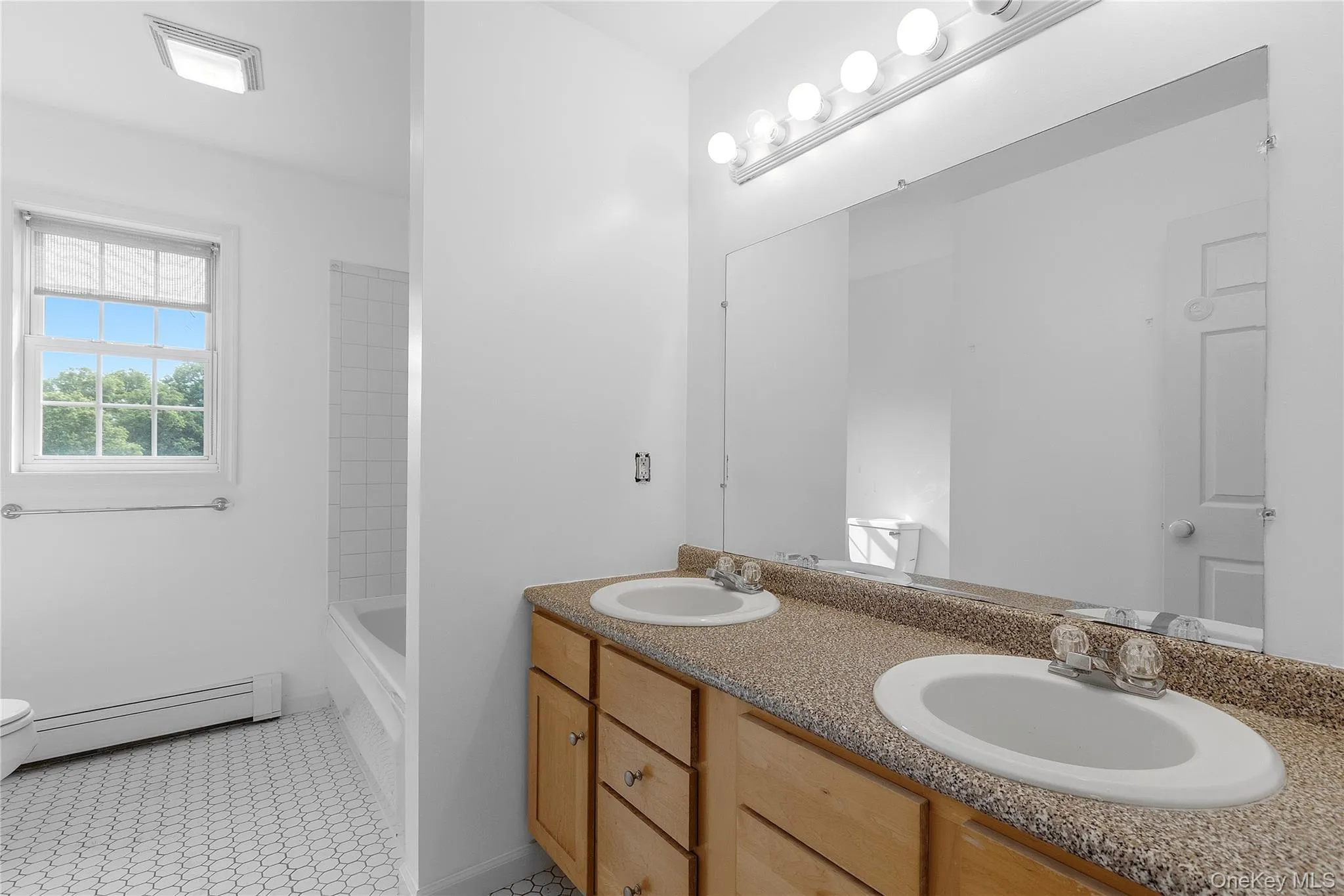7 Van Keuren Avenue, Crawford, NY, 4 Bedrooms Bedrooms, 4 Rooms Rooms,2 BathroomsBathrooms,Residential Lease,For Rent,Van Keuren,0,1032000 7 Van Keuren Avenue, Crawford, NY, 4 Bedrooms Bedrooms, 4 Rooms Rooms,2 BathroomsBathrooms,Residential Lease,For Rent,Van Keuren,0,1032000