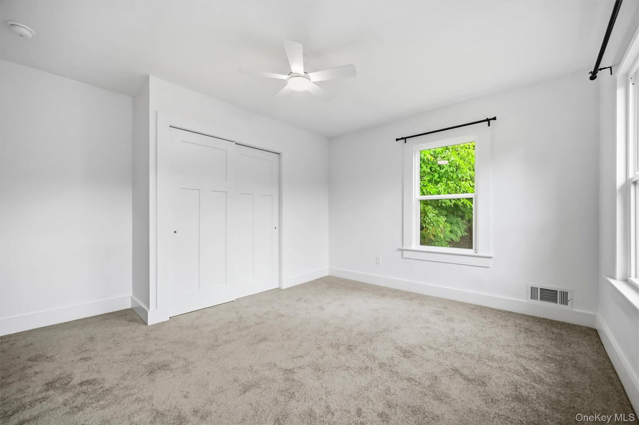 19 Cherry Street, Warwick (town), NY, 3 Bedrooms Bedrooms, 5 Rooms Rooms,1 BathroomBathrooms,Residential Lease,For Rent,Cherry,0,1032005 19 Cherry Street, Warwick (town), NY, 3 Bedrooms Bedrooms, 5 Rooms Rooms,1 BathroomBathrooms,Residential Lease,For Rent,Cherry,0,1032005