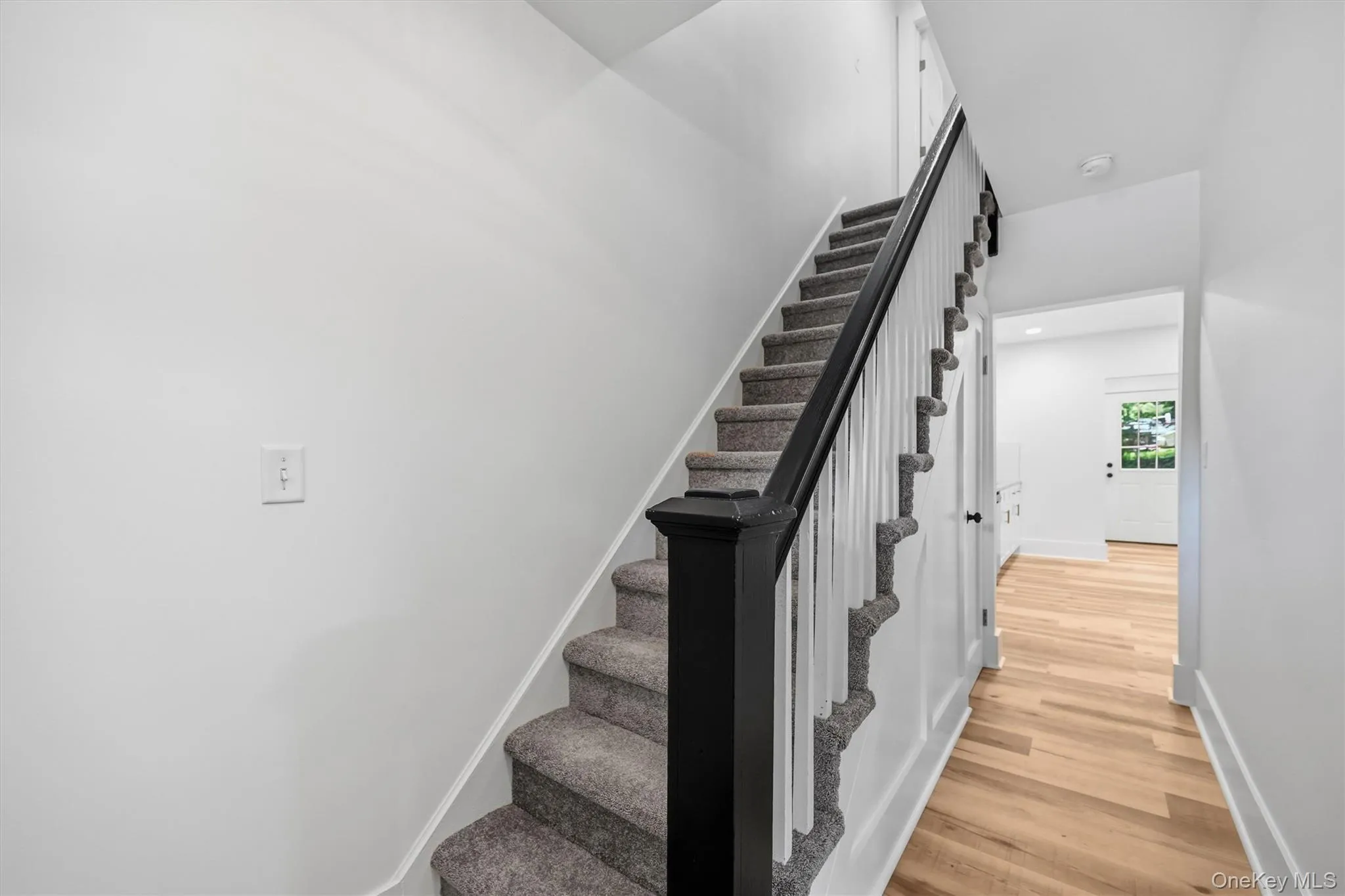19 Cherry Street, Warwick (town), NY, 3 Bedrooms Bedrooms, 5 Rooms Rooms,1 BathroomBathrooms,Residential Lease,For Rent,Cherry,0,1032005 19 Cherry Street, Warwick (town), NY, 3 Bedrooms Bedrooms, 5 Rooms Rooms,1 BathroomBathrooms,Residential Lease,For Rent,Cherry,0,1032005
