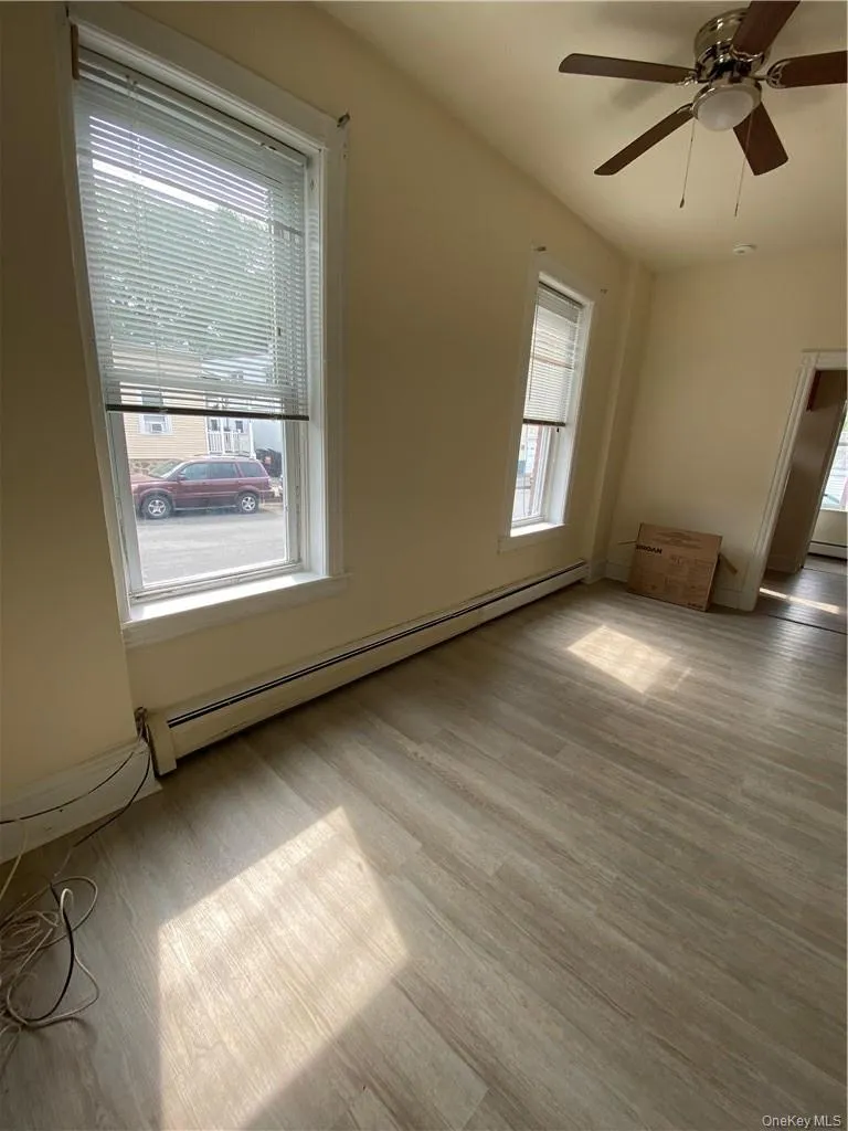 8 Franklin Avenue, Orangetown, NY, 1 Bedroom Bedrooms, 4 Rooms Rooms,1 BathroomBathrooms,Residential Lease,For Rent,Franklin,0,1032009 8 Franklin Avenue, Orangetown, NY, 1 Bedroom Bedrooms, 4 Rooms Rooms,1 BathroomBathrooms,Residential Lease,For Rent,Franklin,0,1032009