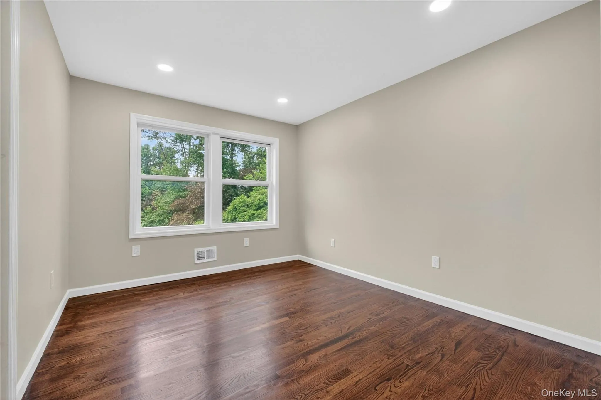 80 Cross Road, La Grange, NY, 4 Bedrooms Bedrooms, 13 Rooms Rooms,3 BathroomsBathrooms,Residential,For Rent,Cross,0,1032011 80 Cross Road, La Grange, NY, 4 Bedrooms Bedrooms, 13 Rooms Rooms,3 BathroomsBathrooms,Residential,For Rent,Cross,0,1032011