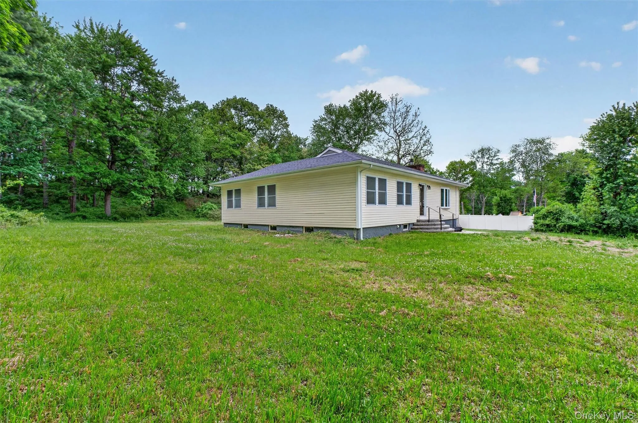 80 Cross Road, La Grange, NY, 4 Bedrooms Bedrooms, 13 Rooms Rooms,3 BathroomsBathrooms,Residential,For Rent,Cross,0,1032011 80 Cross Road, La Grange, NY, 4 Bedrooms Bedrooms, 13 Rooms Rooms,3 BathroomsBathrooms,Residential,For Rent,Cross,0,1032011