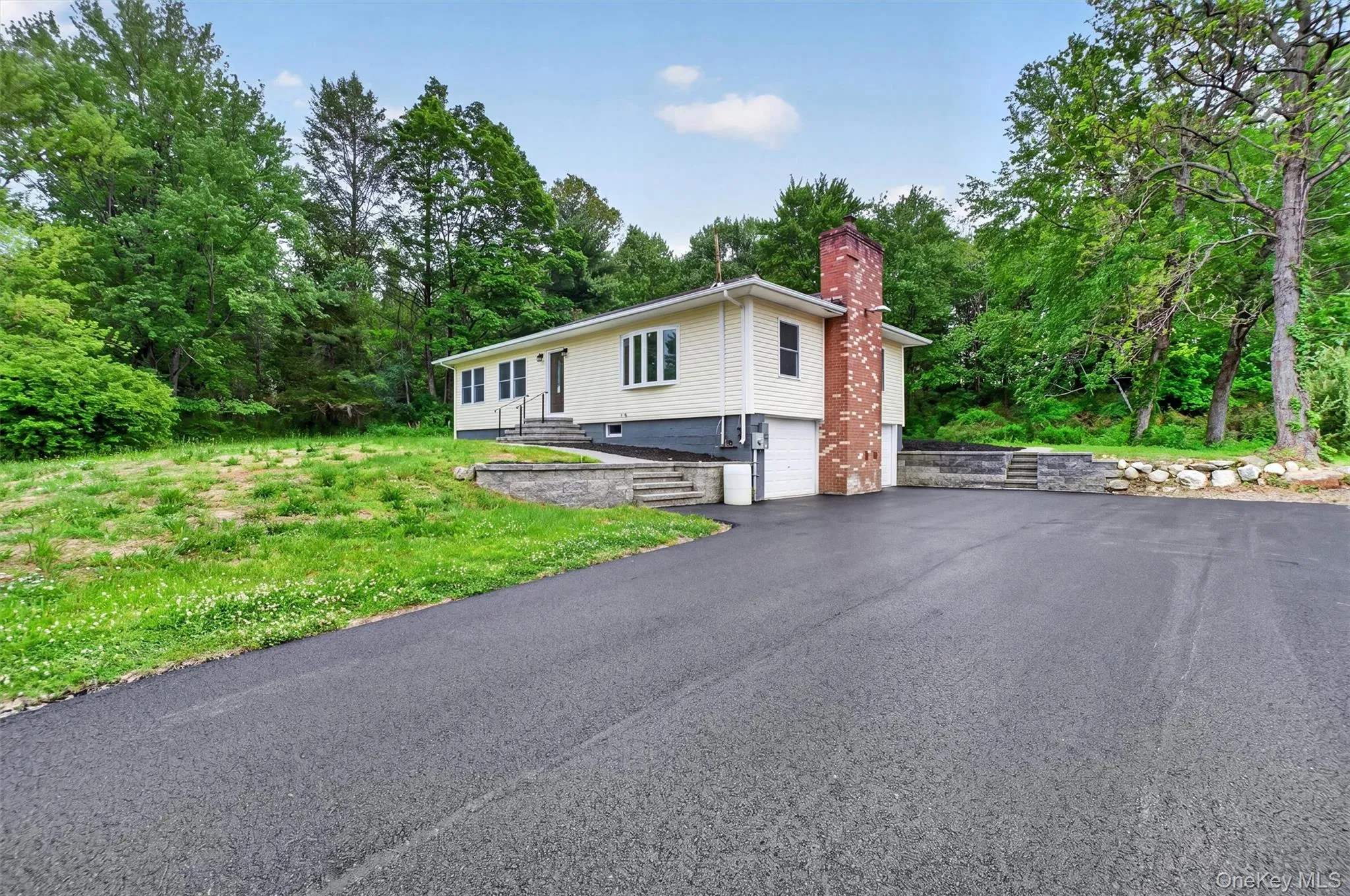80 Cross Road, La Grange, NY, 4 Bedrooms Bedrooms, 13 Rooms Rooms,3 BathroomsBathrooms,Residential,For Rent,Cross,0,1032011 80 Cross Road, La Grange, NY, 4 Bedrooms Bedrooms, 13 Rooms Rooms,3 BathroomsBathrooms,Residential,For Rent,Cross,0,1032011