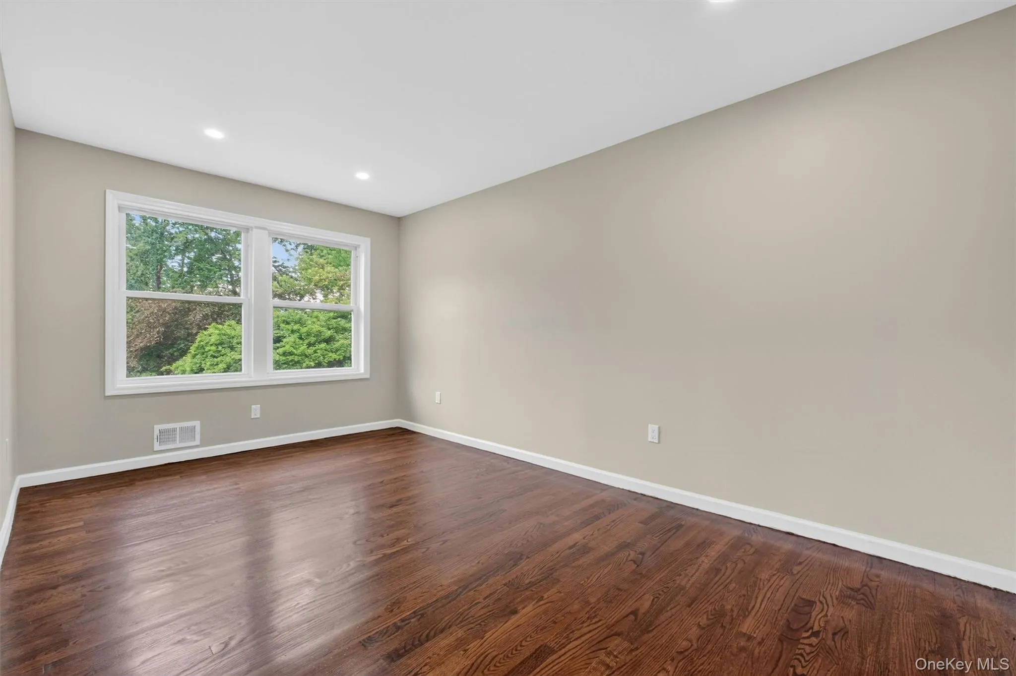 80 Cross Road, La Grange, NY, 4 Bedrooms Bedrooms, 13 Rooms Rooms,3 BathroomsBathrooms,Residential,For Rent,Cross,0,1032011 80 Cross Road, La Grange, NY, 4 Bedrooms Bedrooms, 13 Rooms Rooms,3 BathroomsBathrooms,Residential,For Rent,Cross,0,1032011